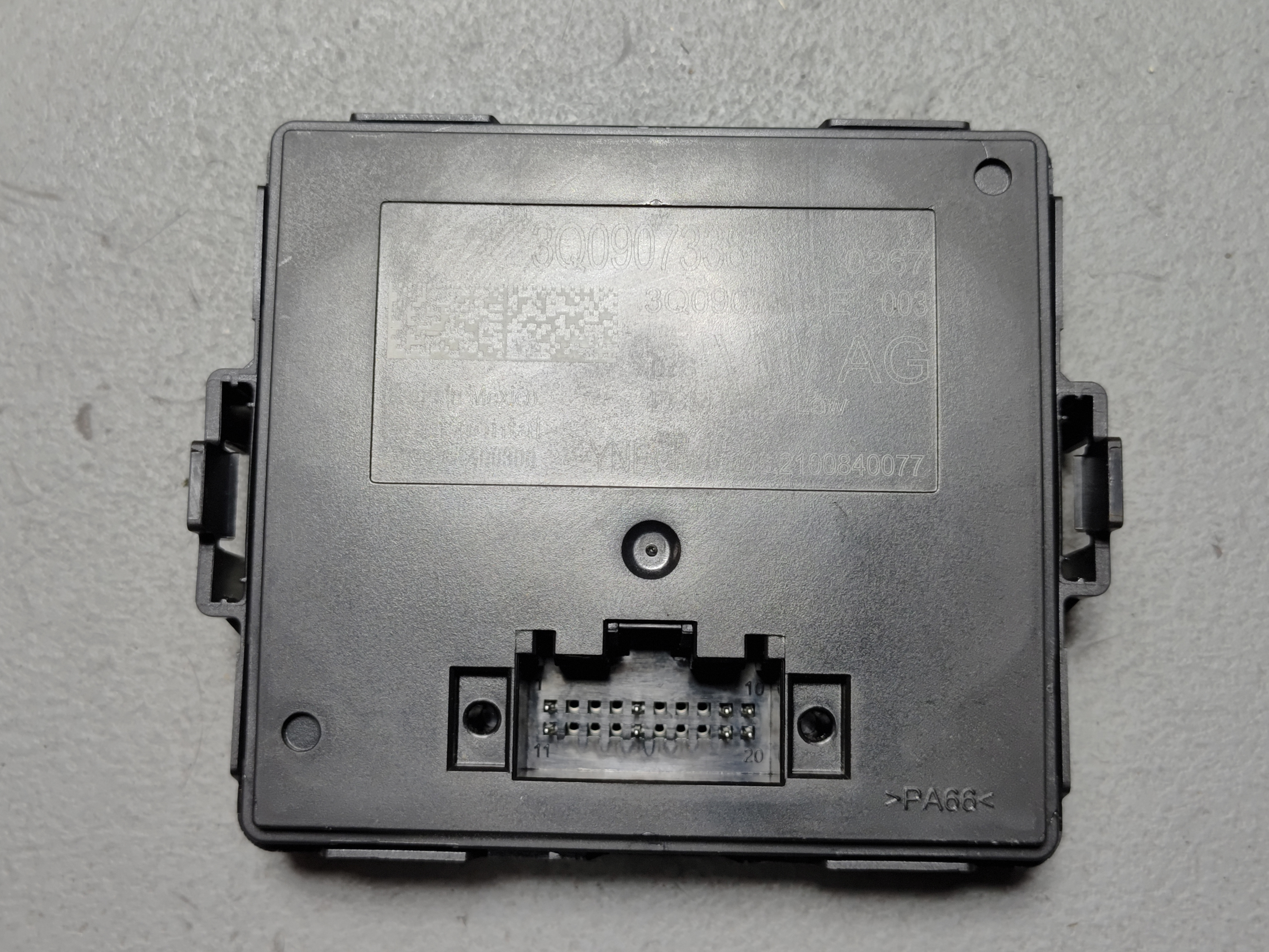 2019-2023 Volkswagen Arteon Headlight Control Module Leveling Corner System OEM