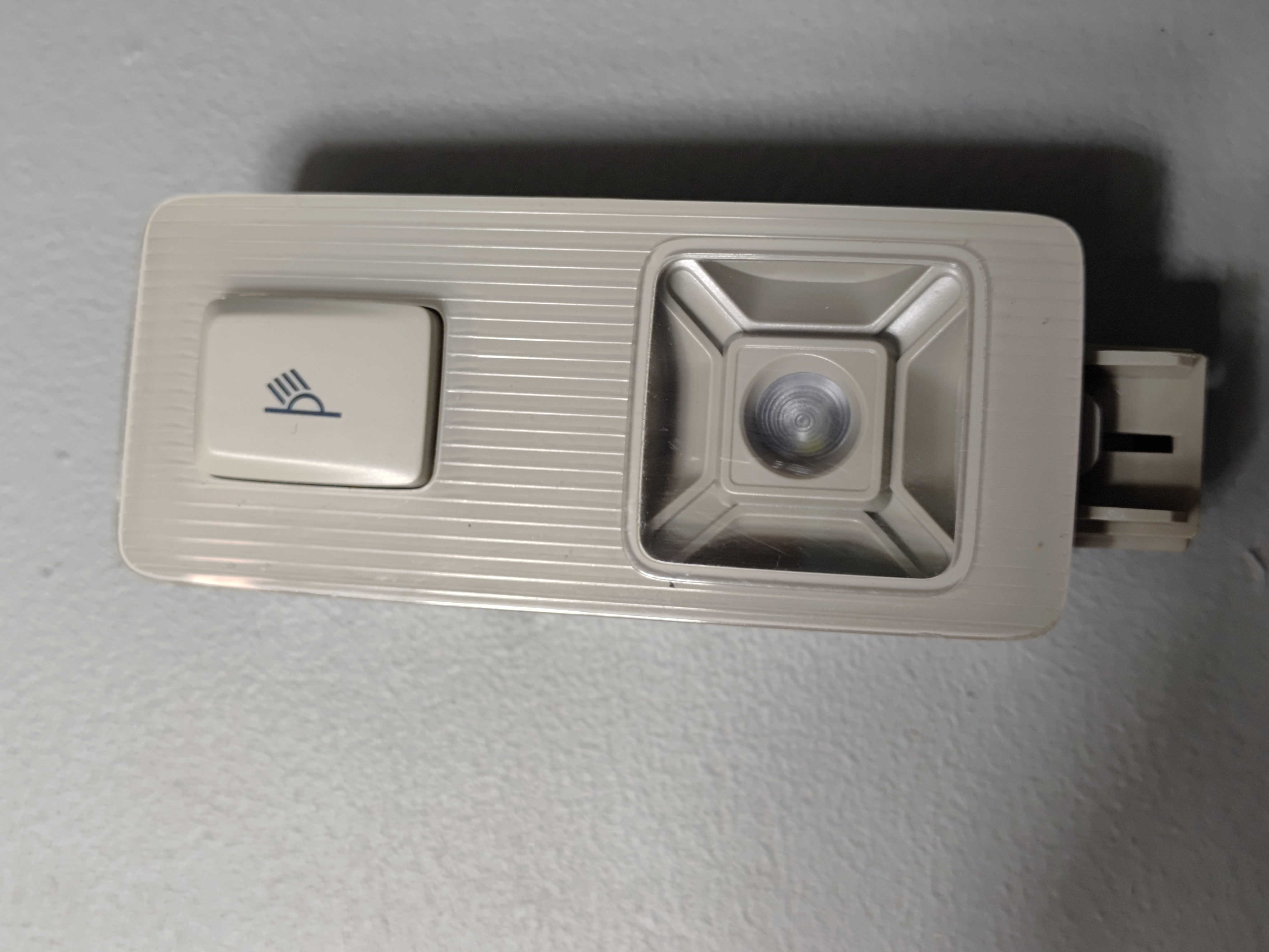 2021-2022 Volkswagen Atlas Rear Roof Overhead Reading Lamp OEM