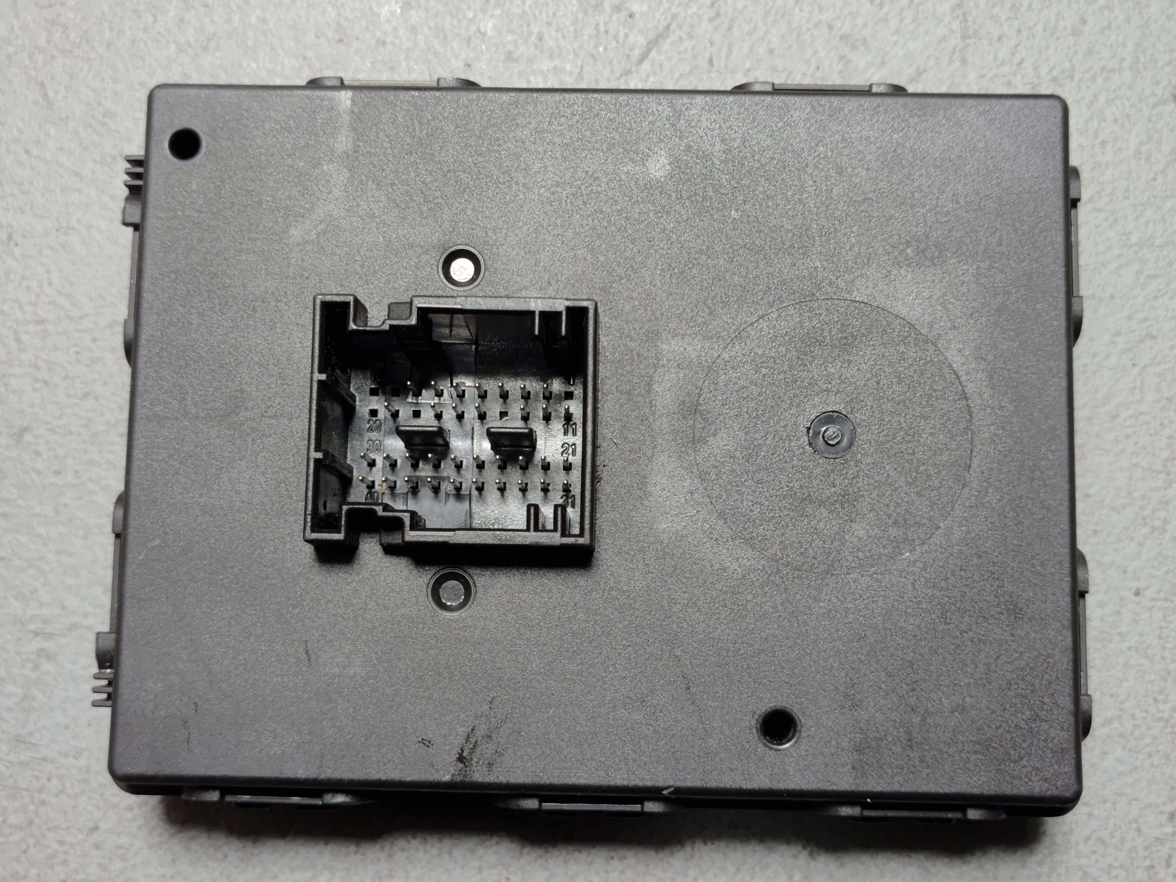 2020-2025 Volkswagen Atlas Cross Sport Keyless Passive Entry Control Module OEM