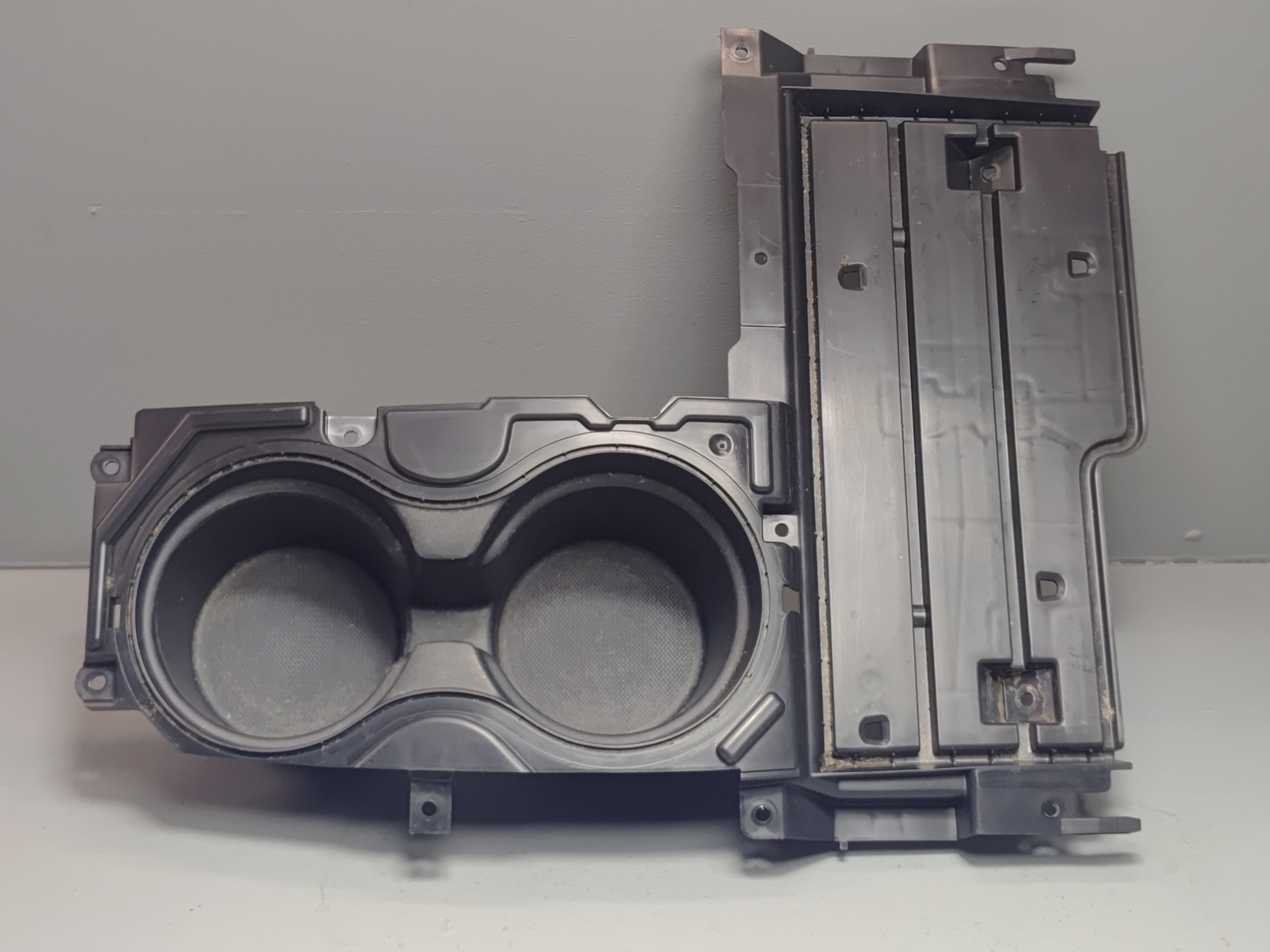 2016-2020  Honda Pilot Center Console Dual Cup Holder Panel Trim Assembly OEM