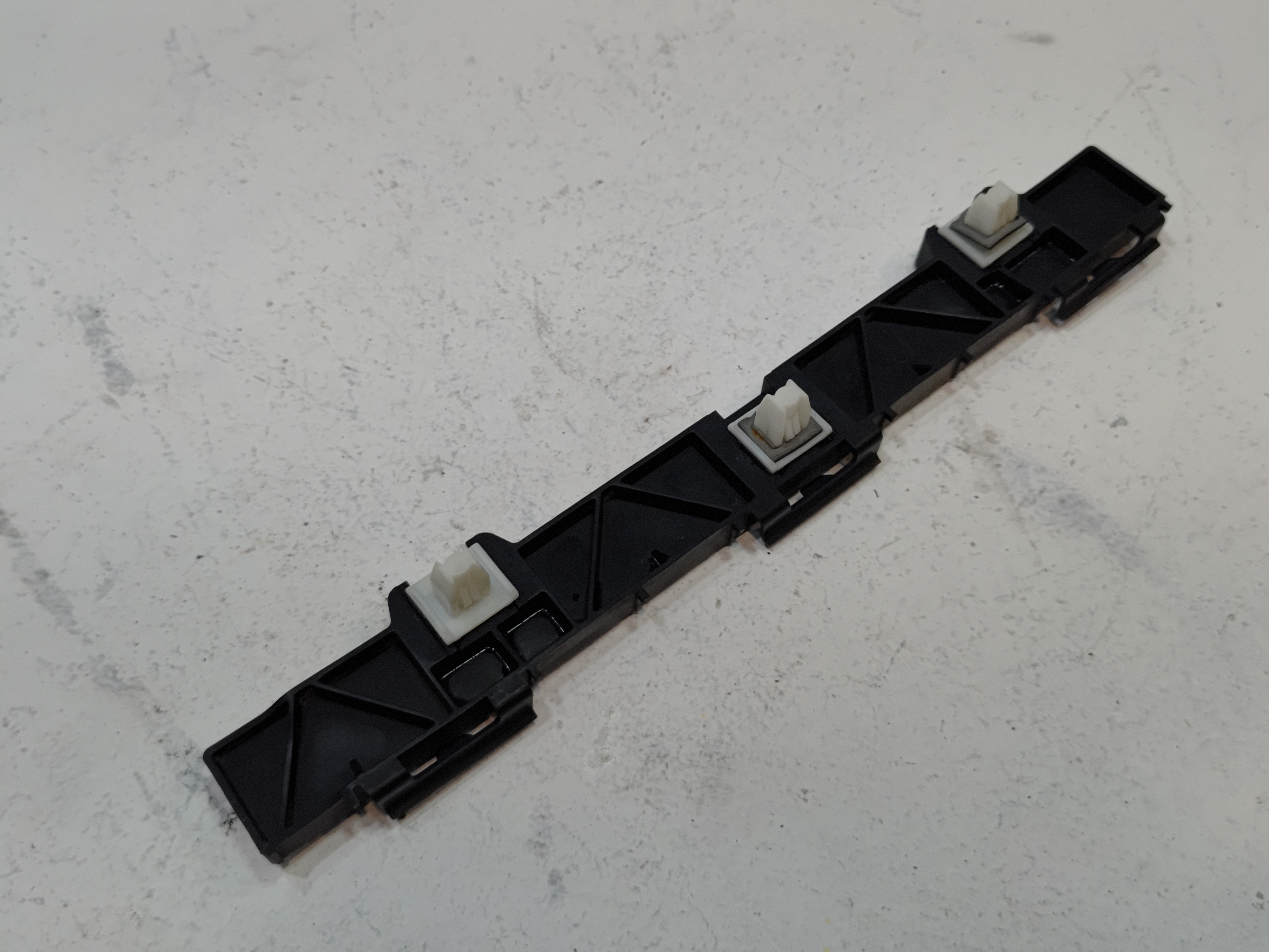 2016-2022 HONDA PILOT REAR BUMPER BEAM PASSENGER SIDE UPPER SUPPORT BRACKET OEM