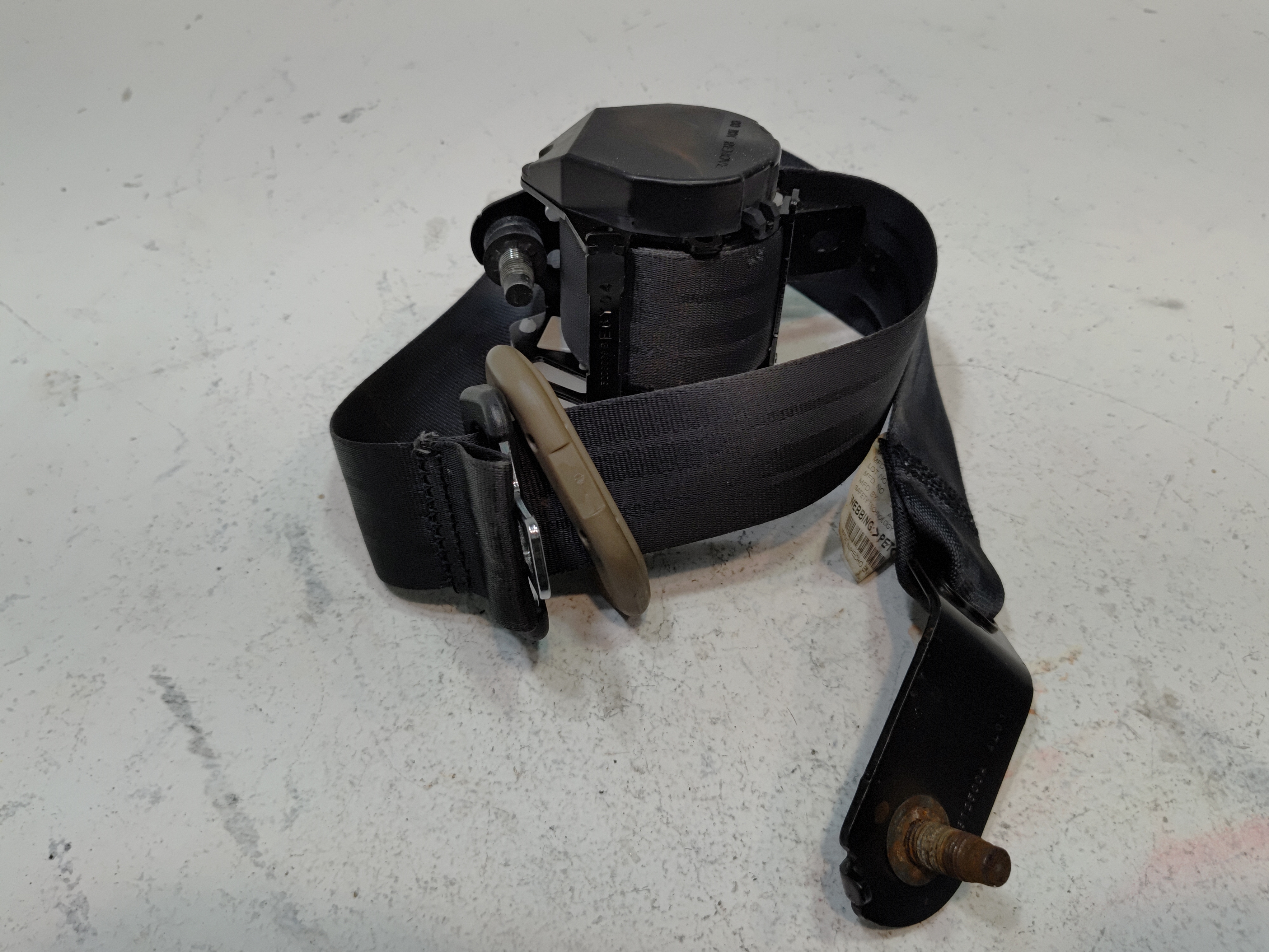 2016-18 Honda Pilot Rear Left Driver Side Second 2nd Row Seatbelt Retractor OEM