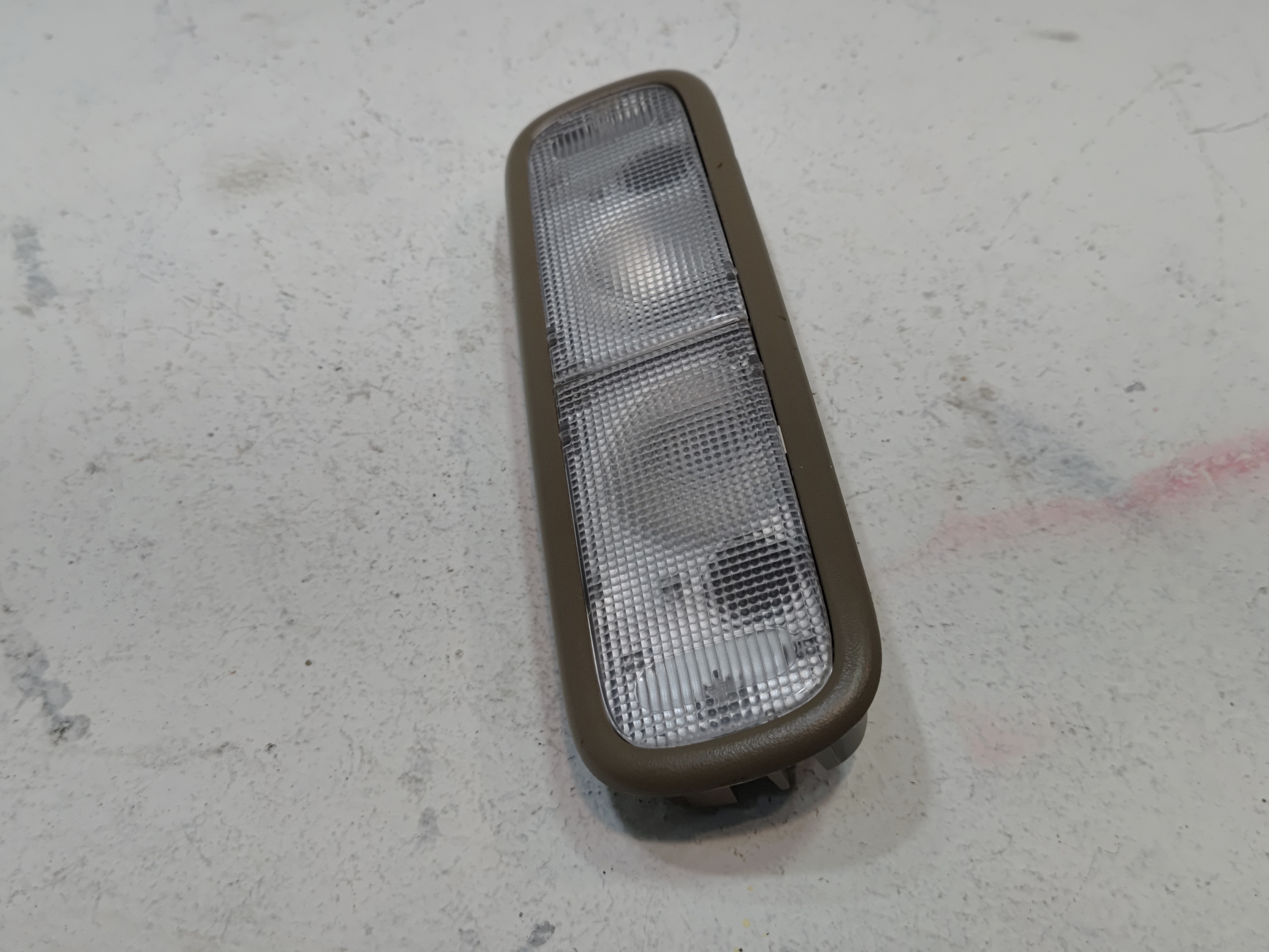 2016-22 Honda Pilot Overhead Headliner Center Dome Light Reading Lamp OEM Beige