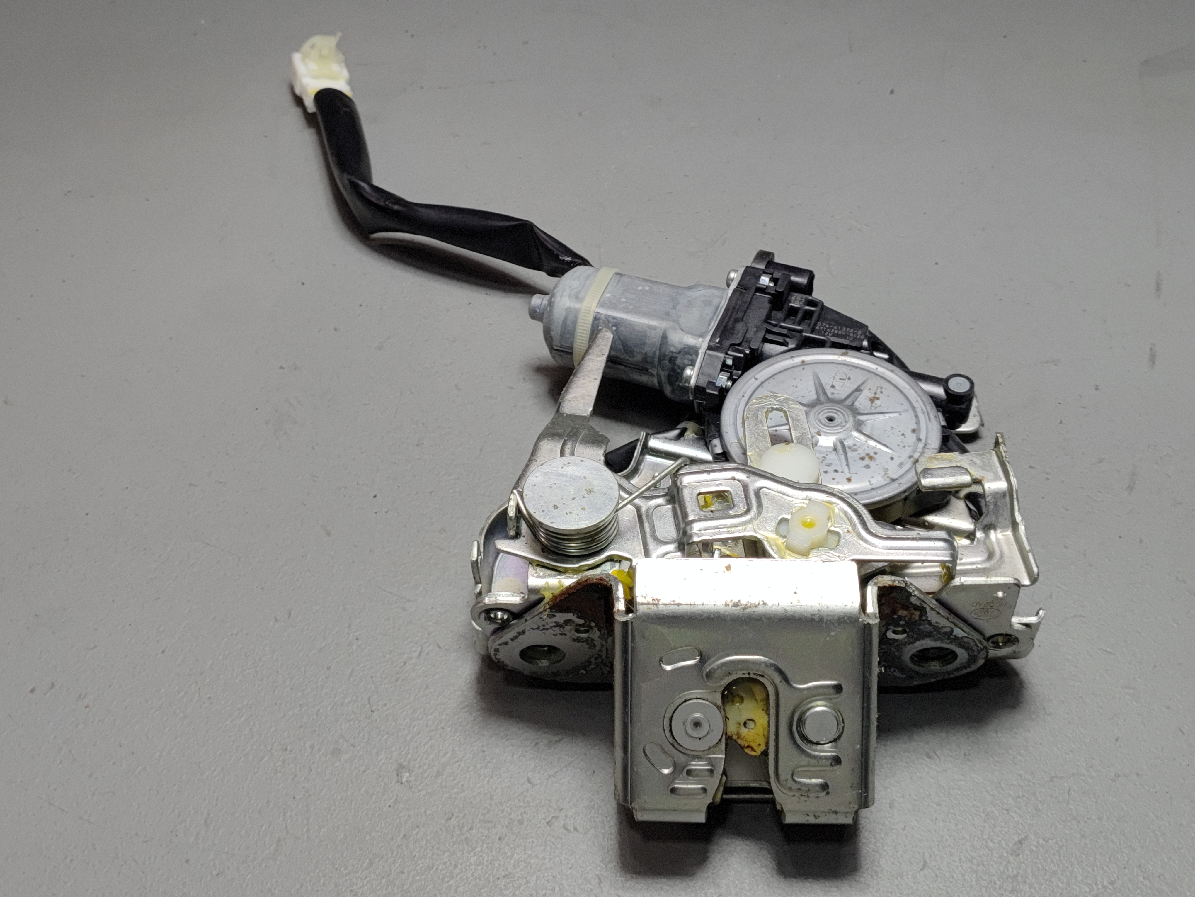 2016-2022 HONDA PILOT REAR LEFT DRIVER SIDE DOOR LOWER MOLDING GARNISH OEM