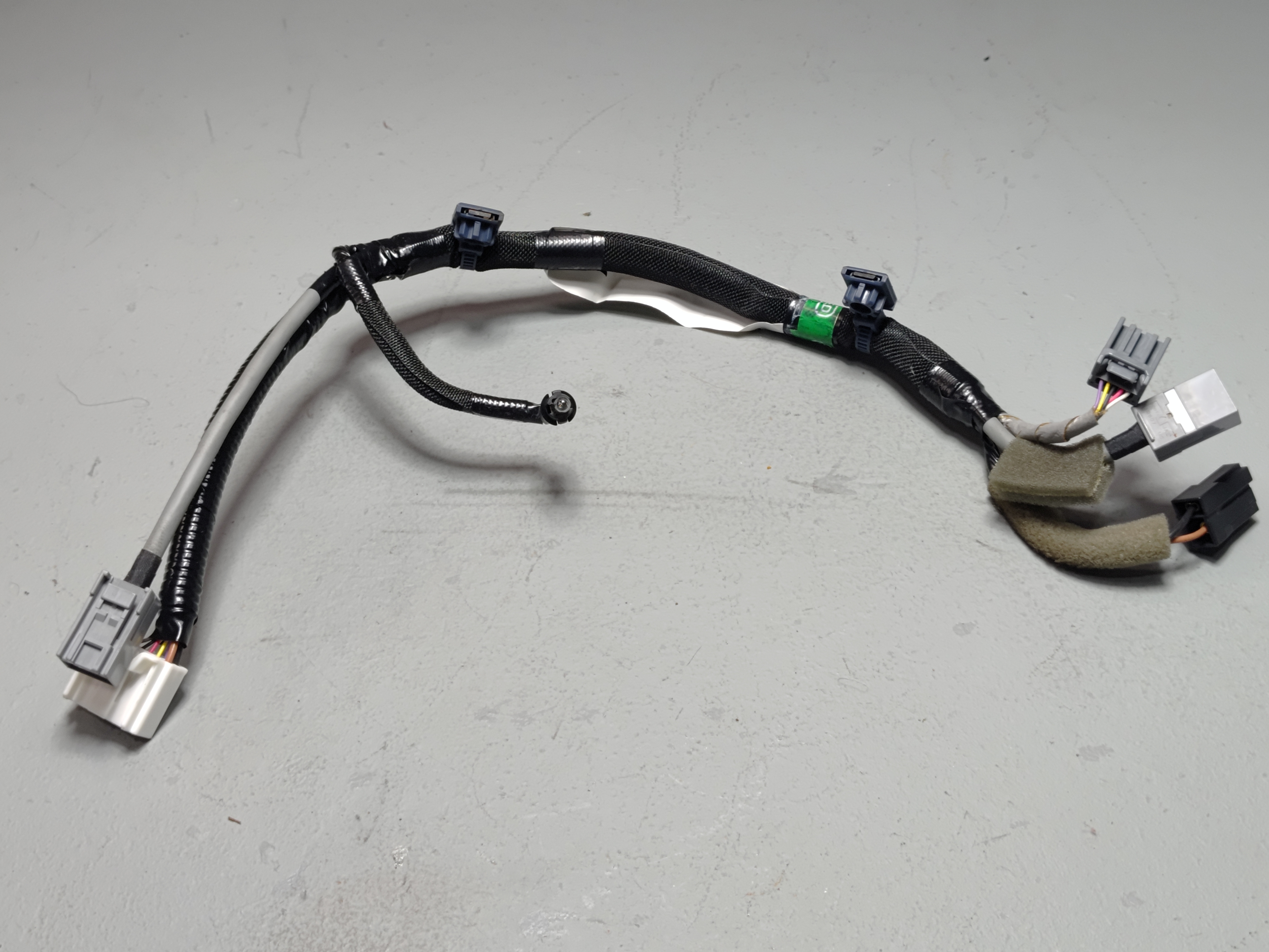 2016-2018 HONDA PILOT CENTER CONSOLE WIRE WIRING HARNESS OEM