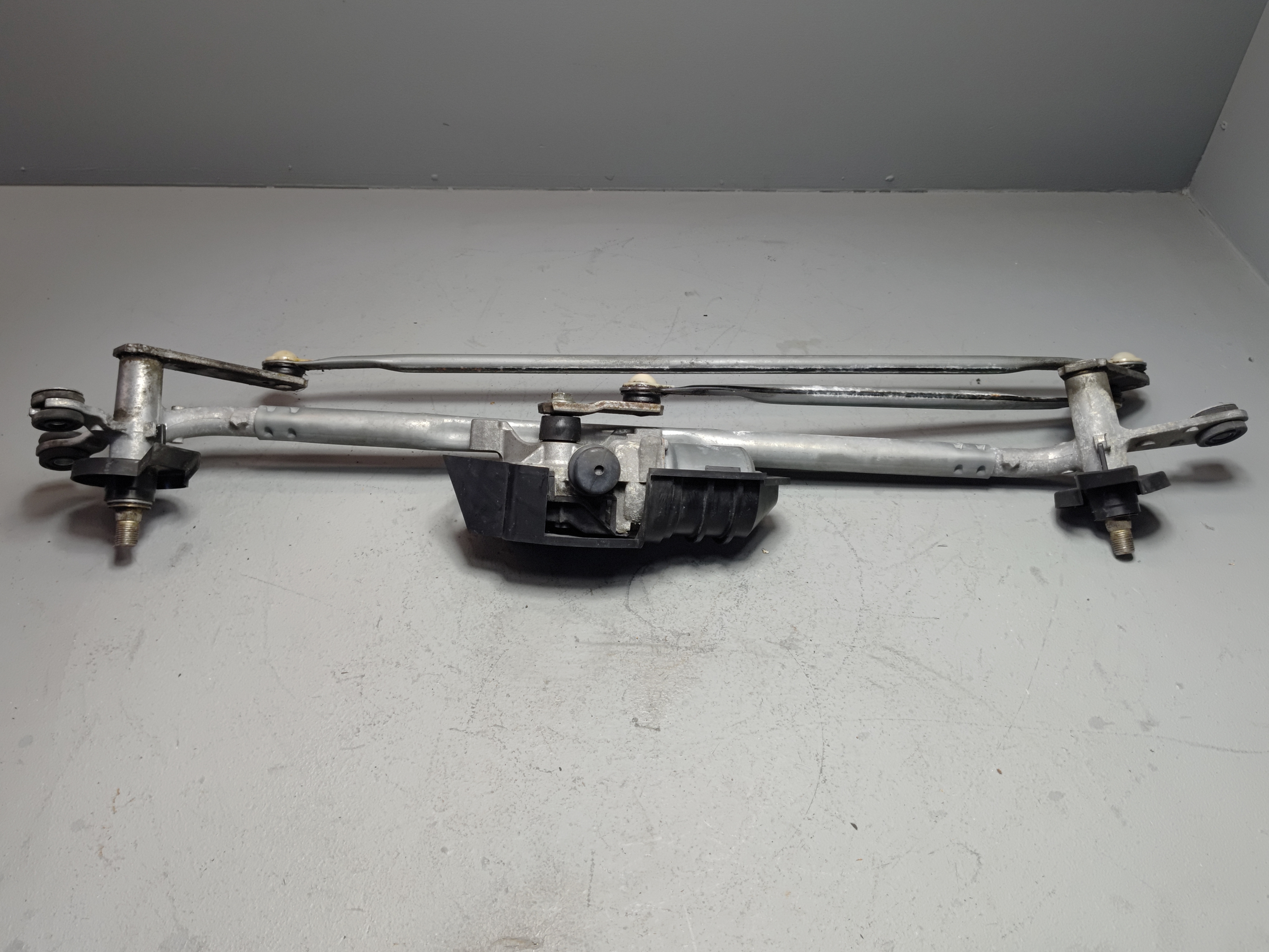 2017-2025 Honda Ridgeline Front Windshield Wiper Transmission Linkage wMotor OEM