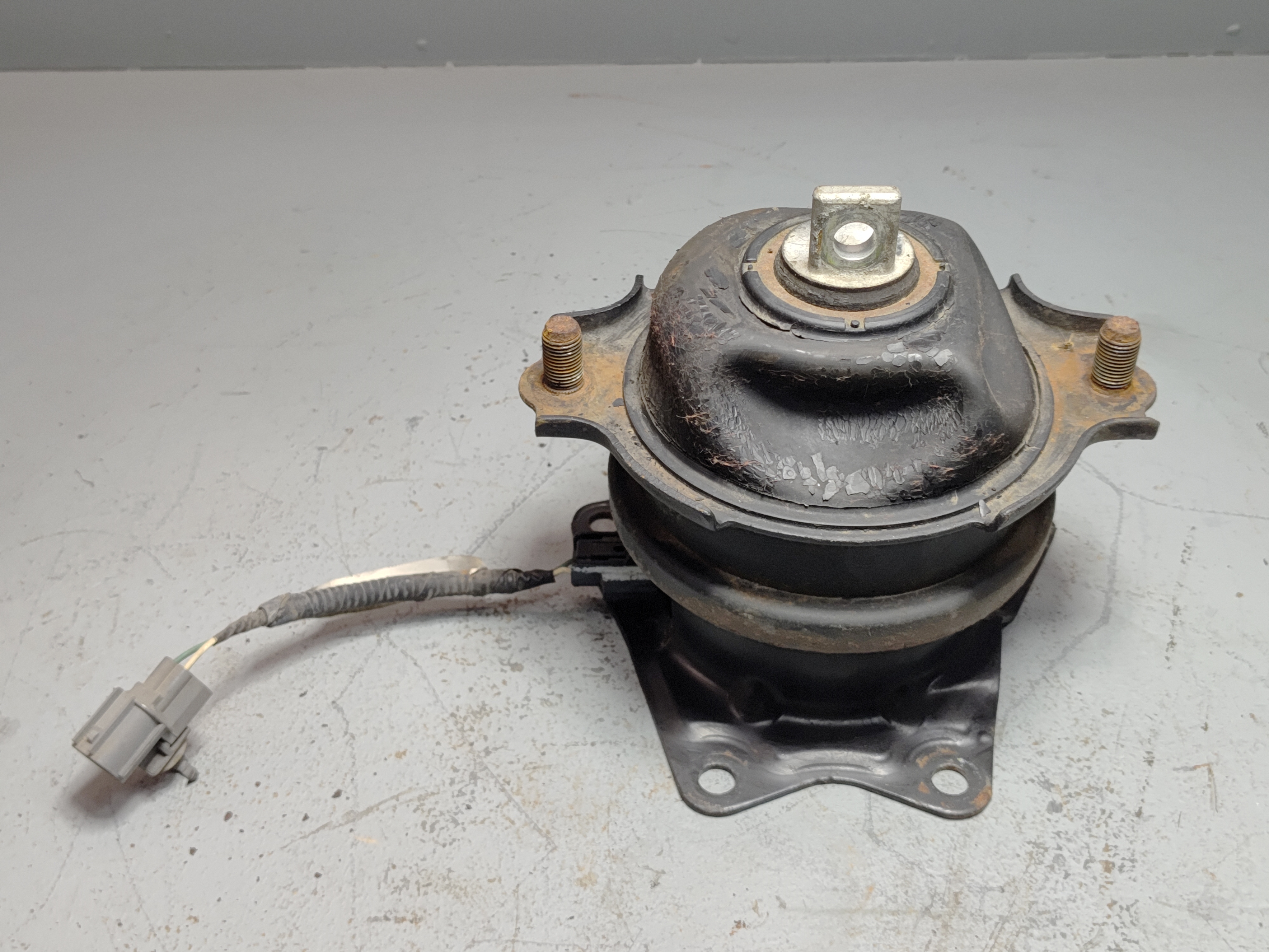 OEM HONDA PILOT 3.5L 2016-2022 ENGINE MOTOR REAR MOUNT SUPPORT BRACKET INSULATOR