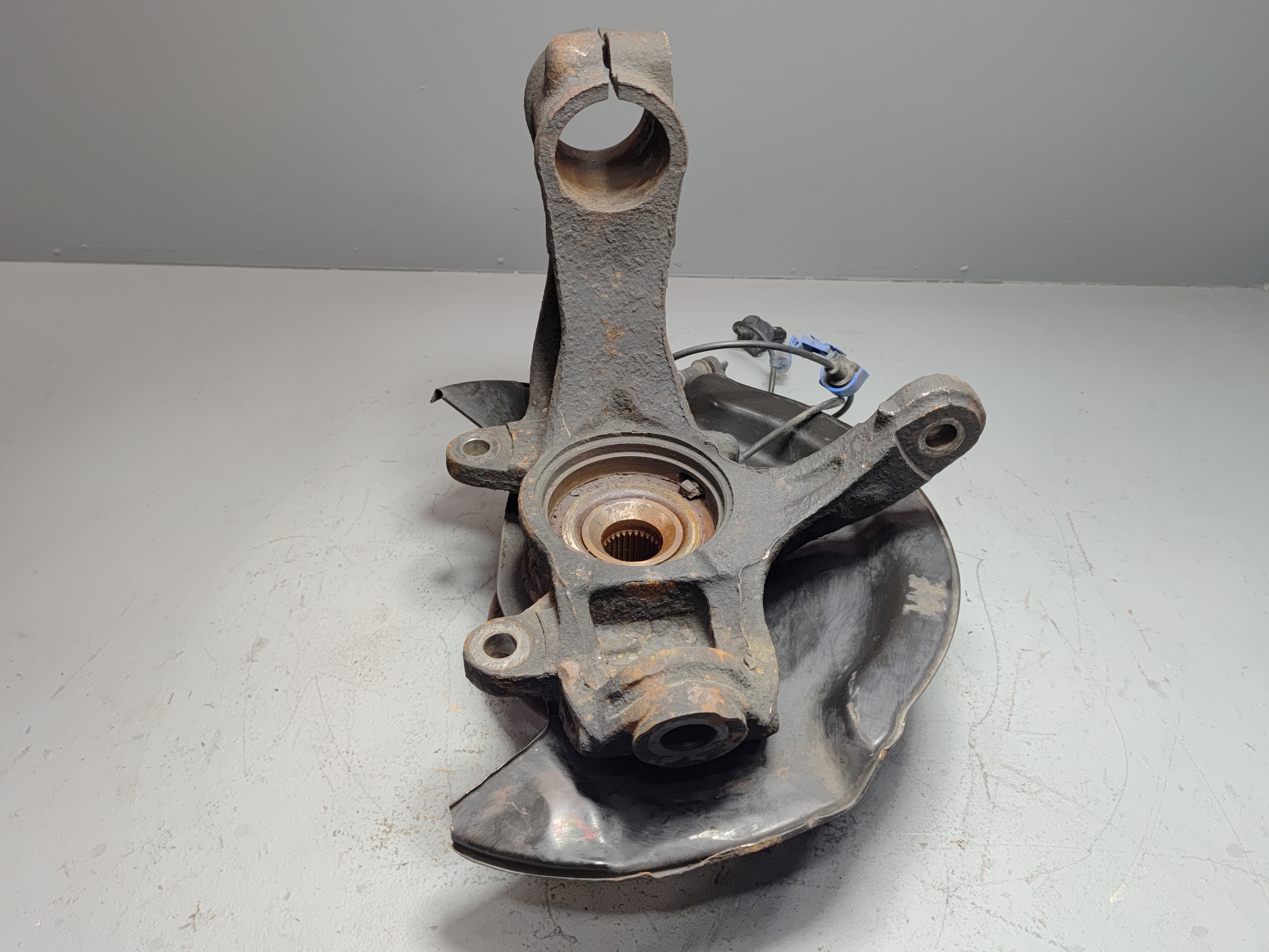 2016-2022 HONDA PILOT FRONT RIGHT PASSENGER SIDE SPINDLE KNUCKLE & HUB OEM