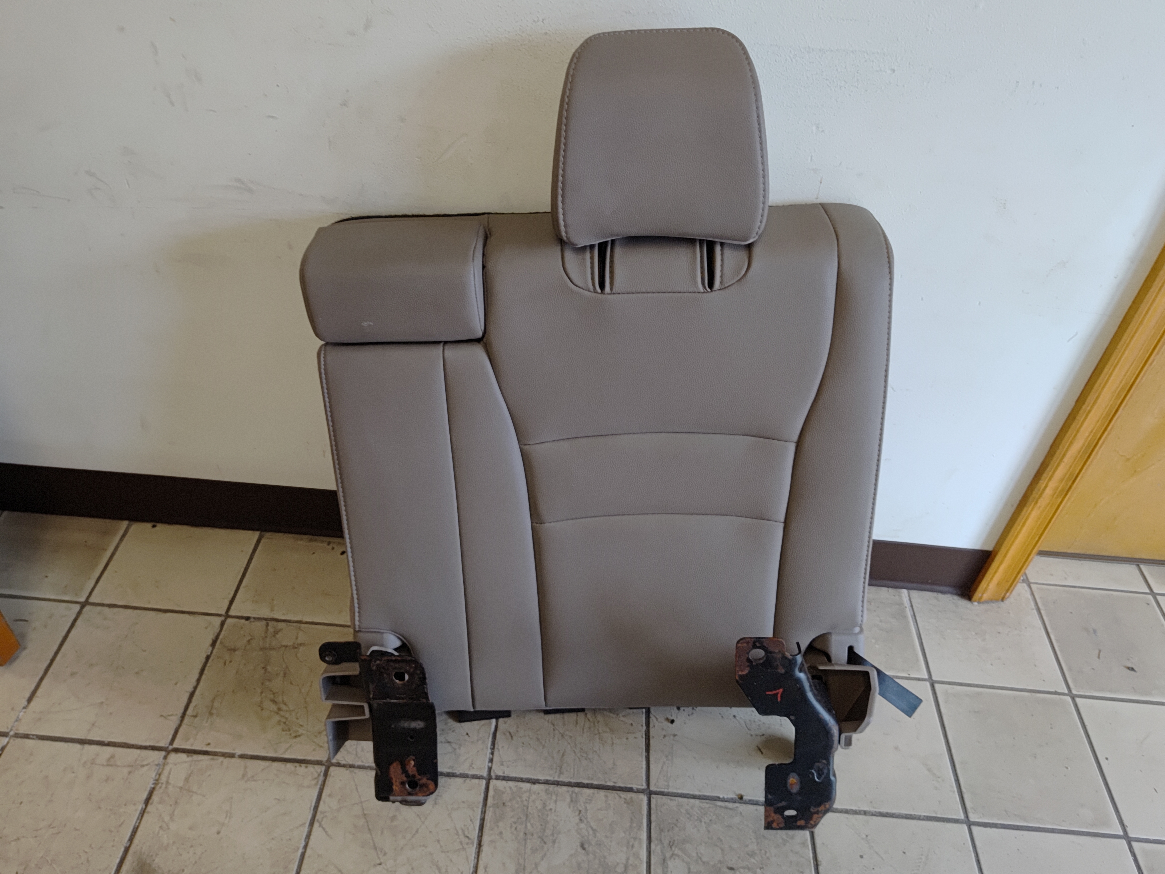 2016-2022 HONDA PILOT REAR 3RD ROW SEAT DRIVER SIDE UPPER BACK CUSHION OEM