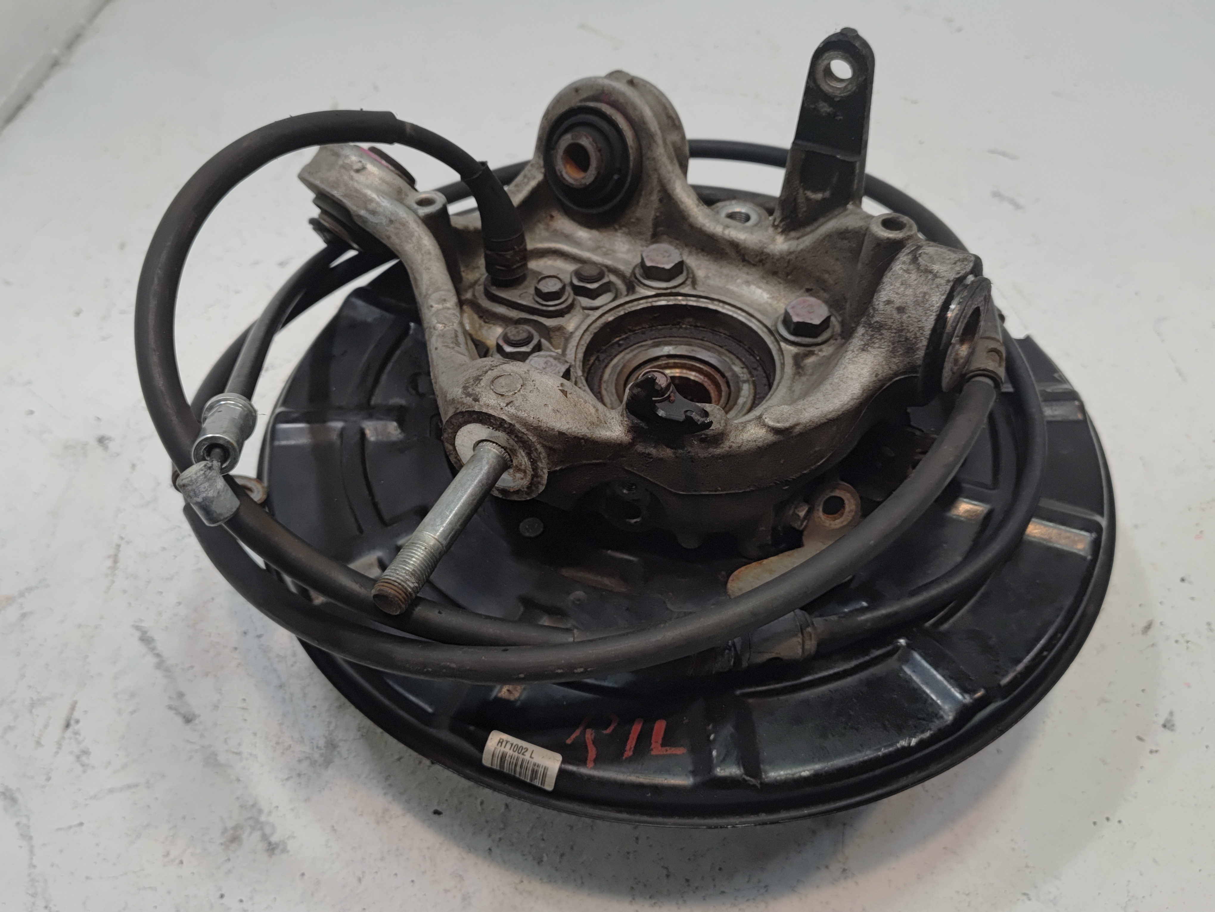 2016-2022 Honda Pilot AWD Rear Left Side Spindle Knuckle Wheel Bearing Hub OEM