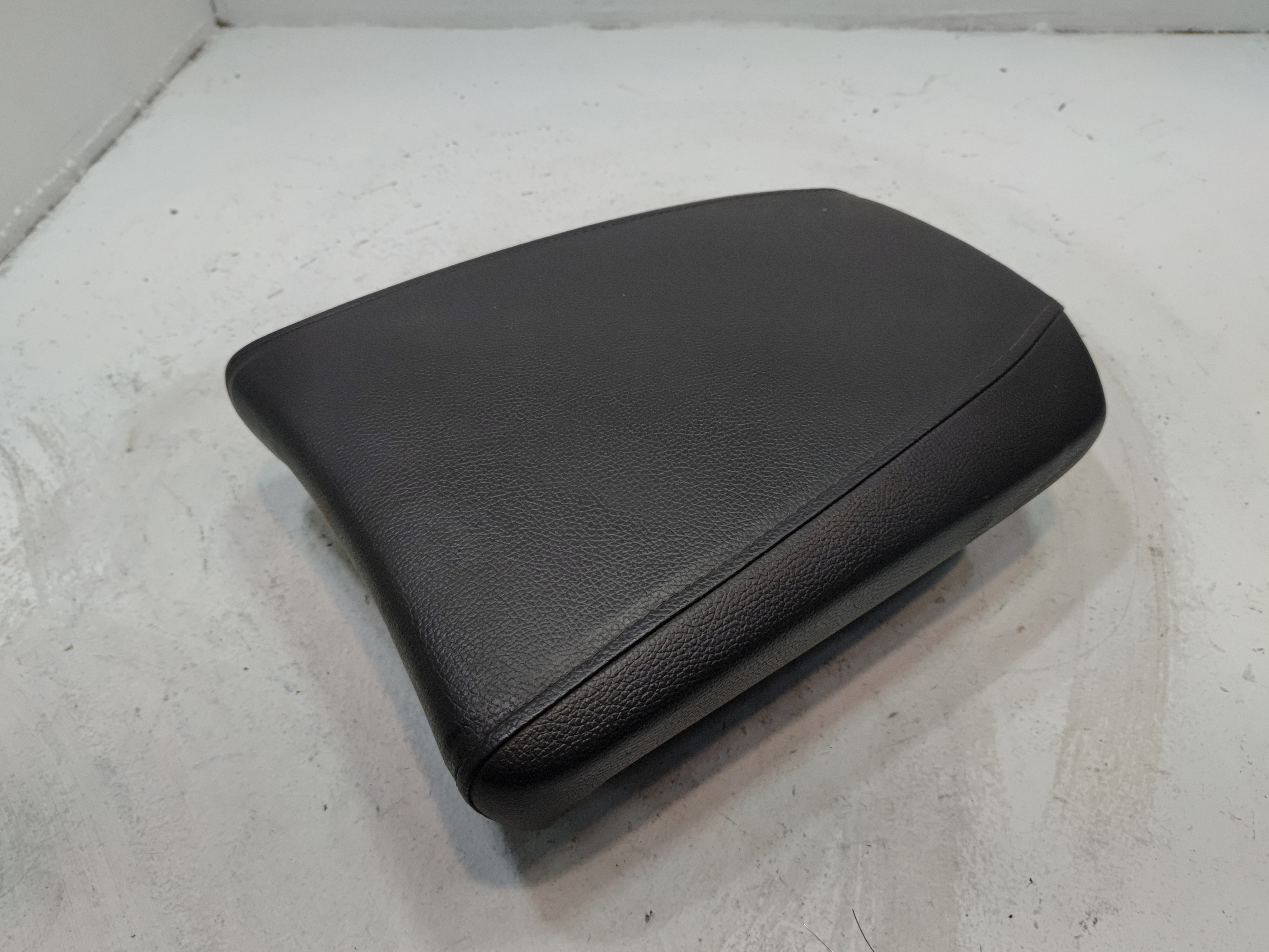 2017-2020 Acura MDX Center Console Leather Armrest Arm Rest Cover Lid OEM Black