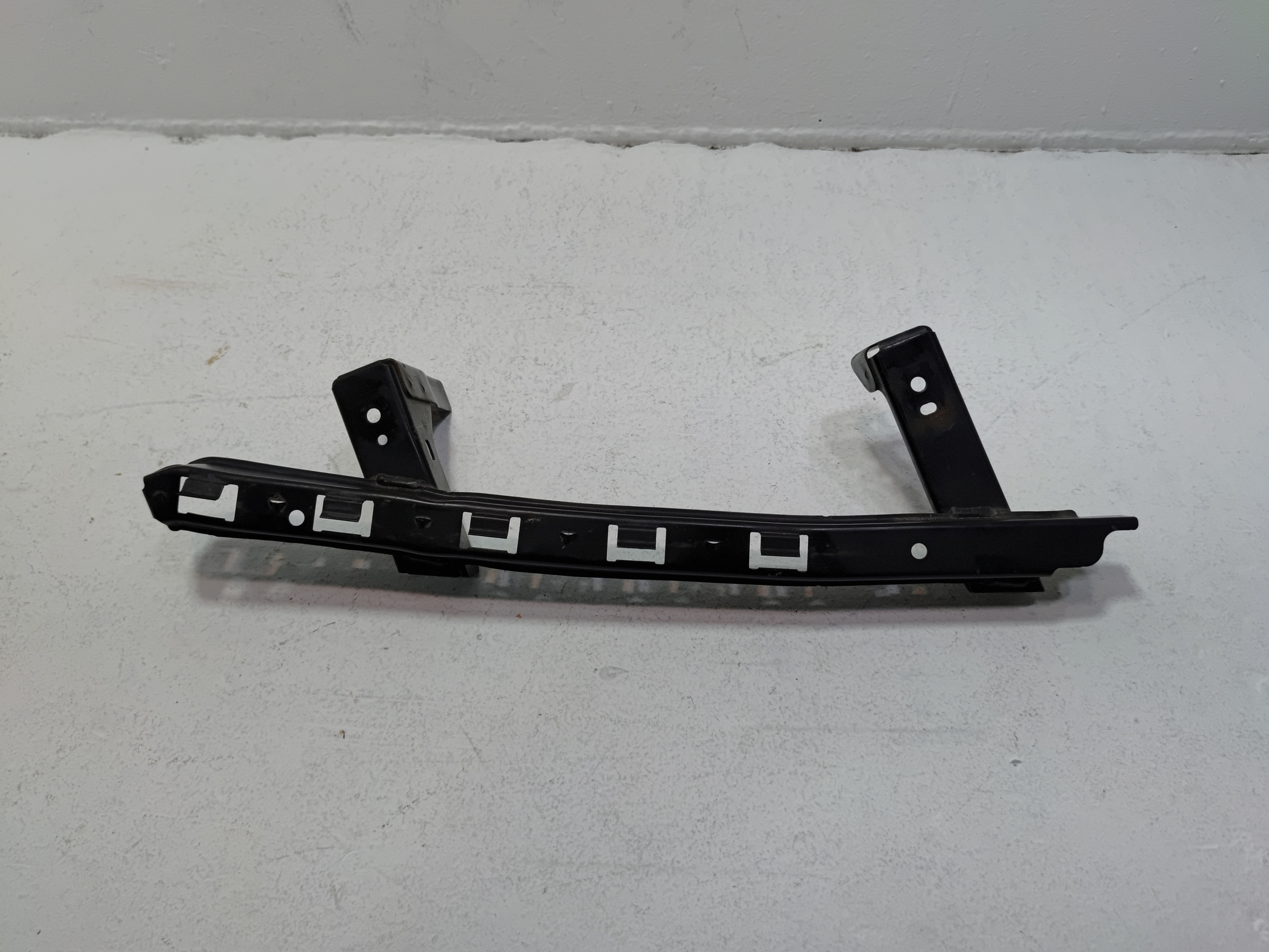 2017-2020 Acura MDX Front Bumper Passenger Side Upper Corner Mount Bracket OEM