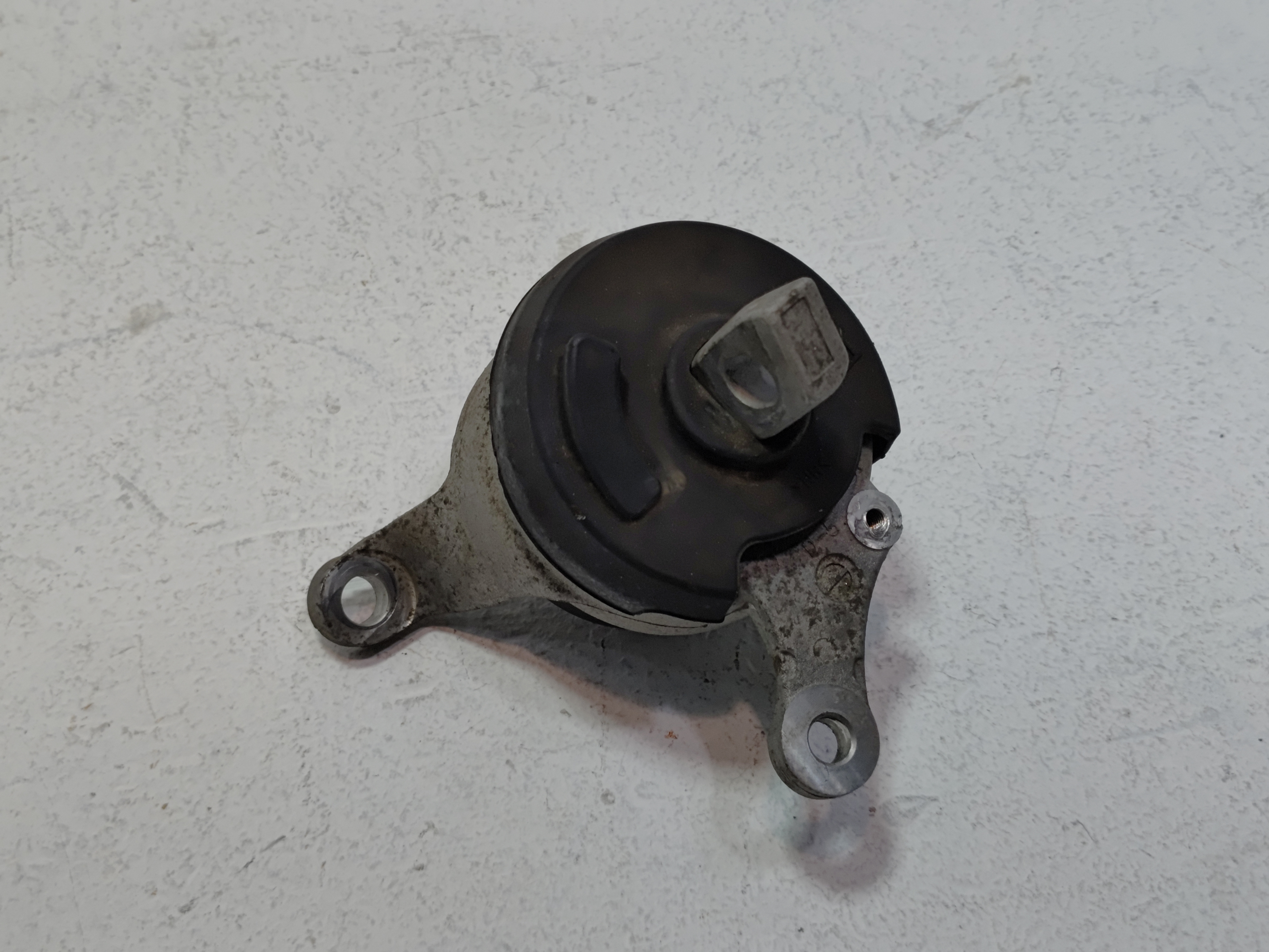 2014-2020 Acura MDX 3.5L Engine Motor Passenger Side Mount Support Insulator OEM