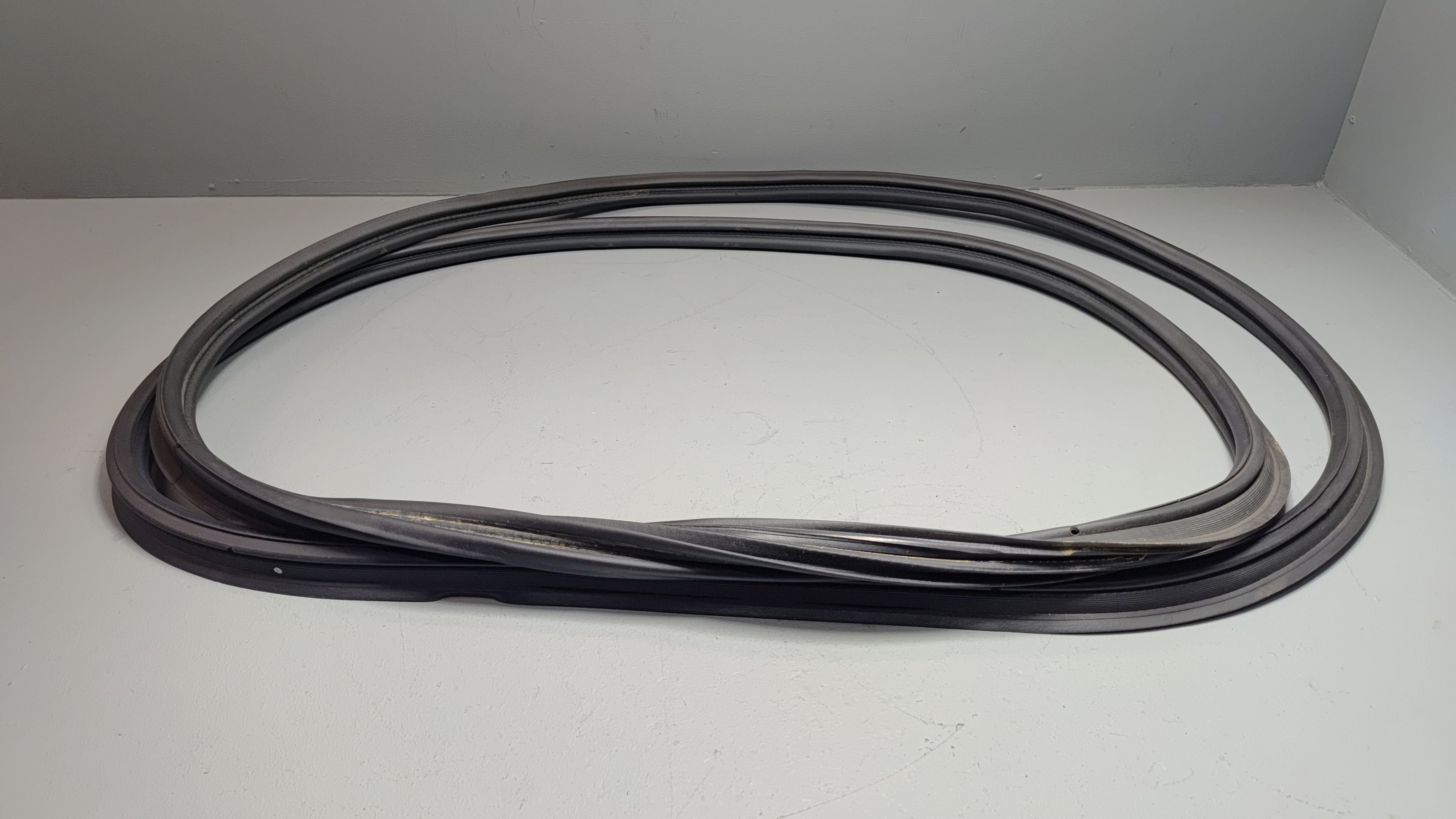 14-20 MDX Acura Back Door Tailgate Liftgate Trunk Lid Body Weatherstrip Seal OEM