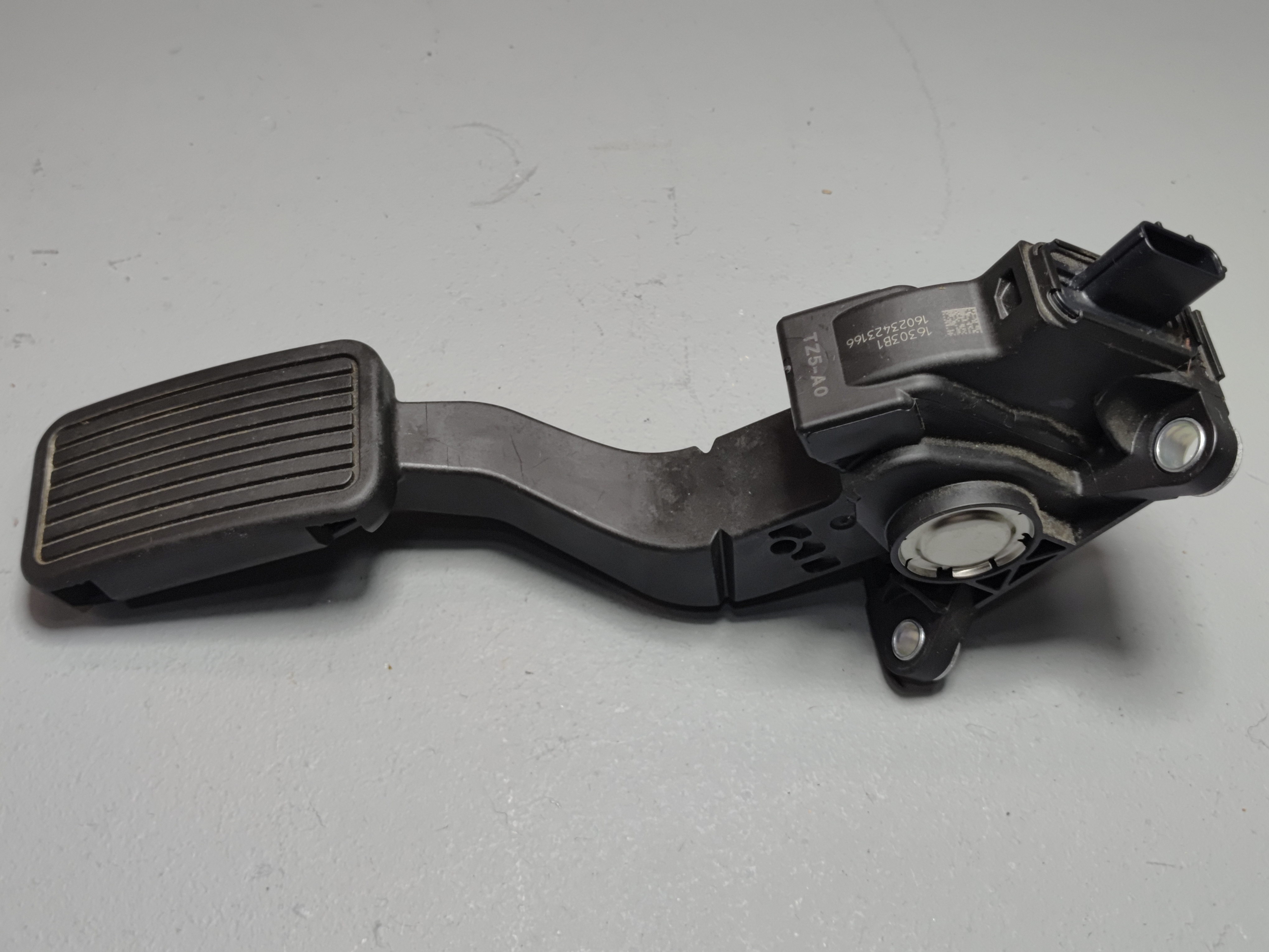 2017-2024 ACURA MDX GAS PEDAL ACCELERATOR THROTTLE TRAVEL SENSOR OEM