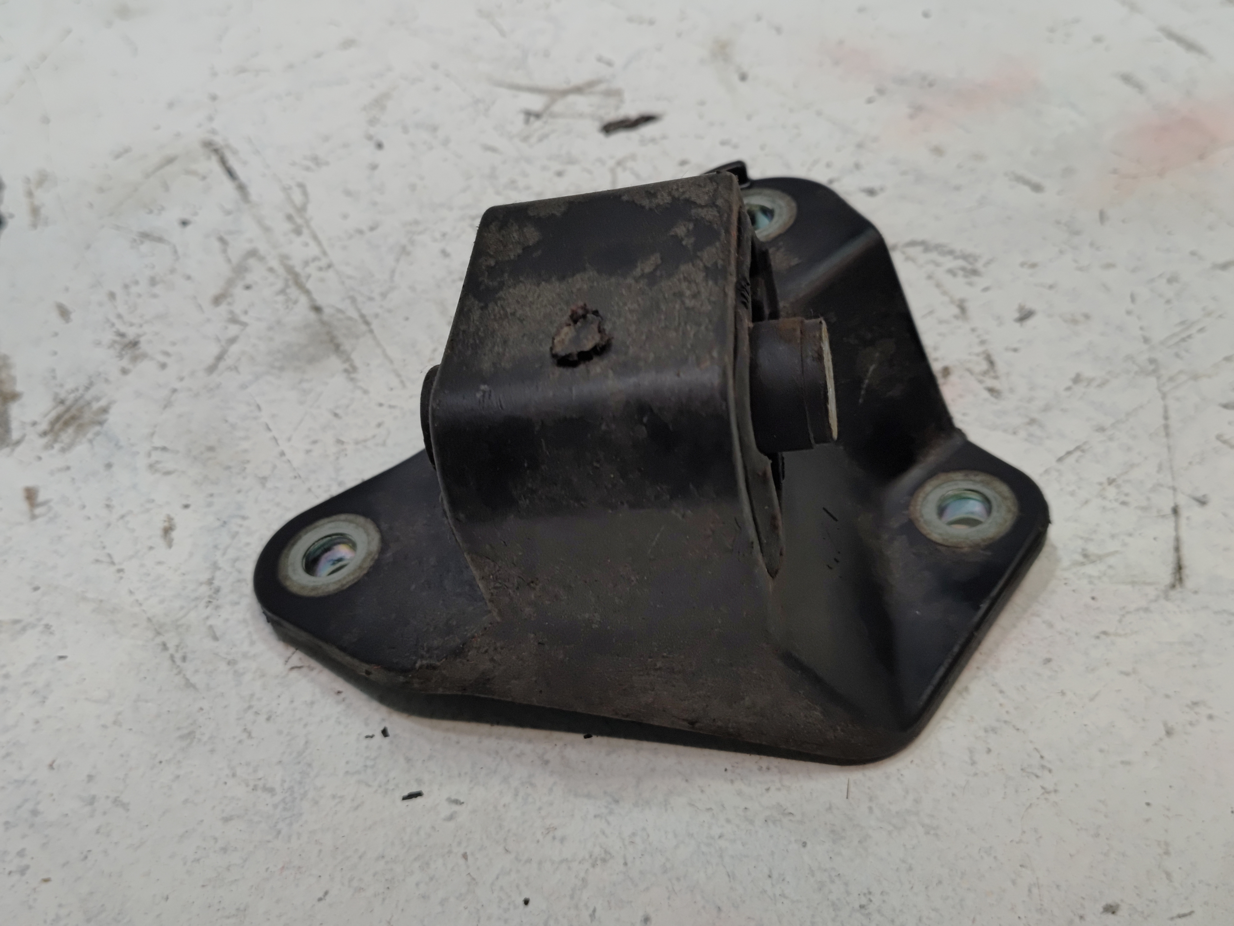 2017-2020 Acura MDX 3.5L 9-Speed Auto Transmission Mount Support Bracket OEM