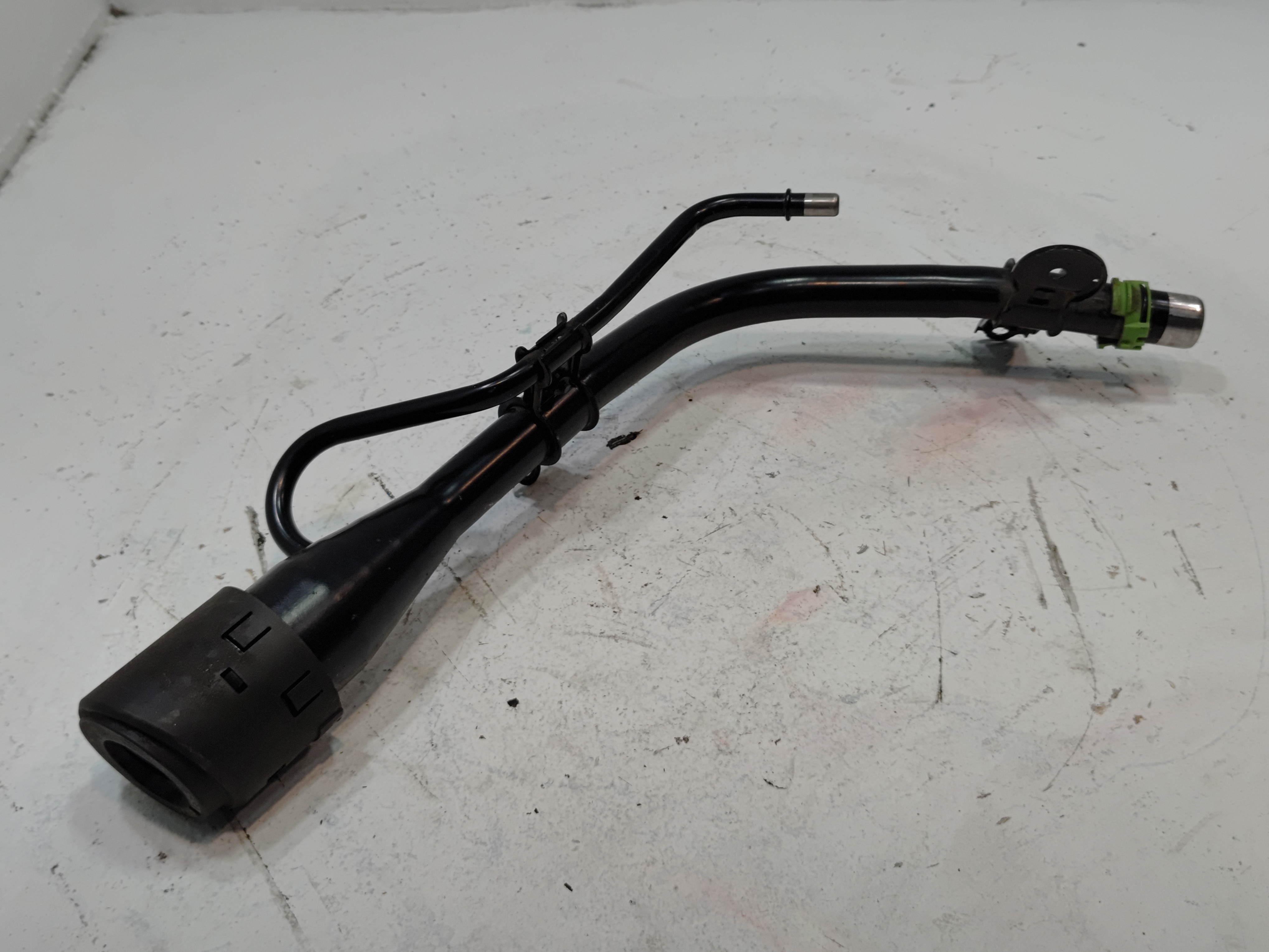 2017-2020 ACURA MDX 3.5L FUEL TANK RESERVOIR BOTTLE FILLER NECK TUBE HOSE OEM