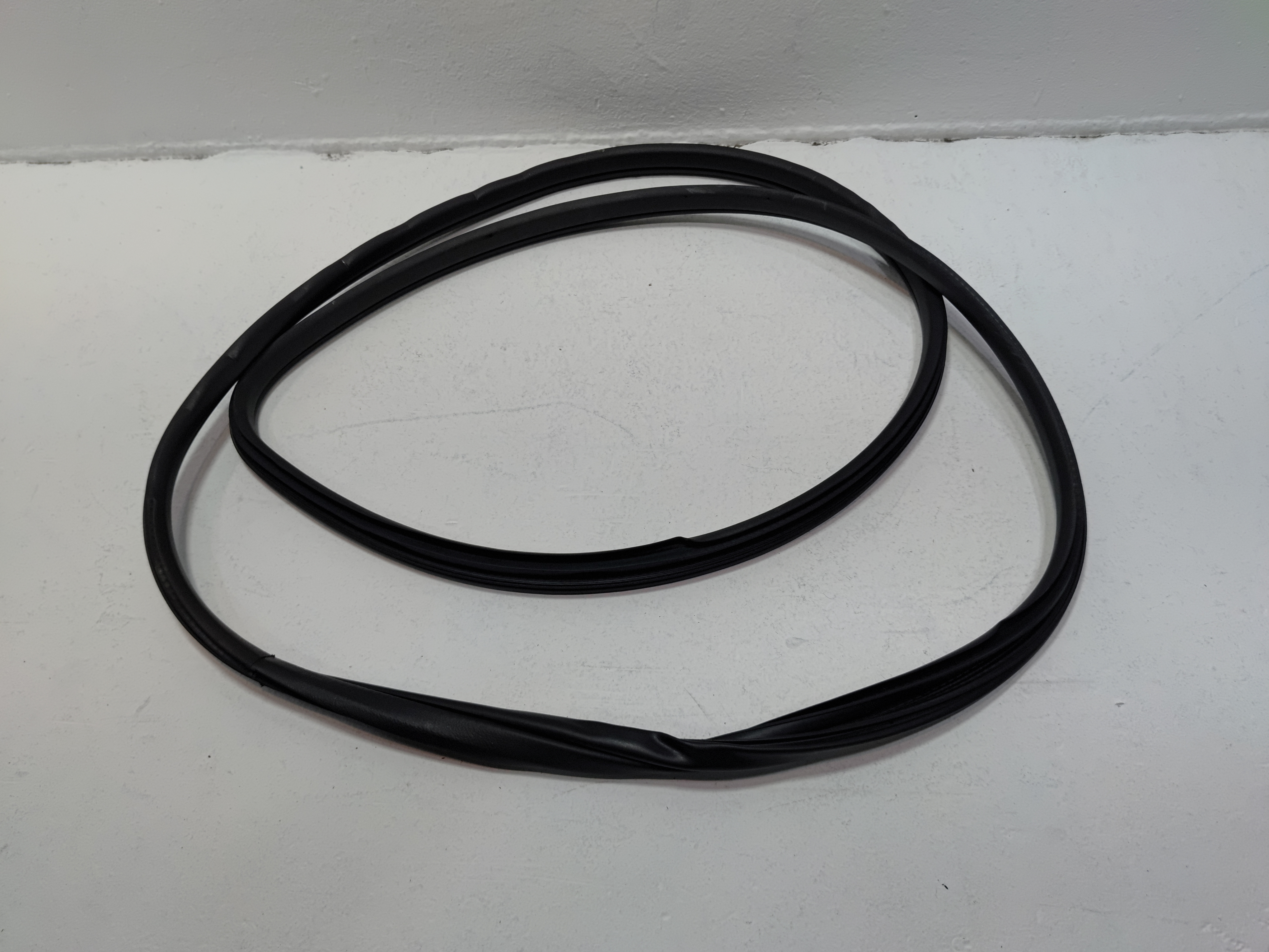 2014-2020 Acura MDX Front Left or Right Door Body Wheatherstrip Seal OEM