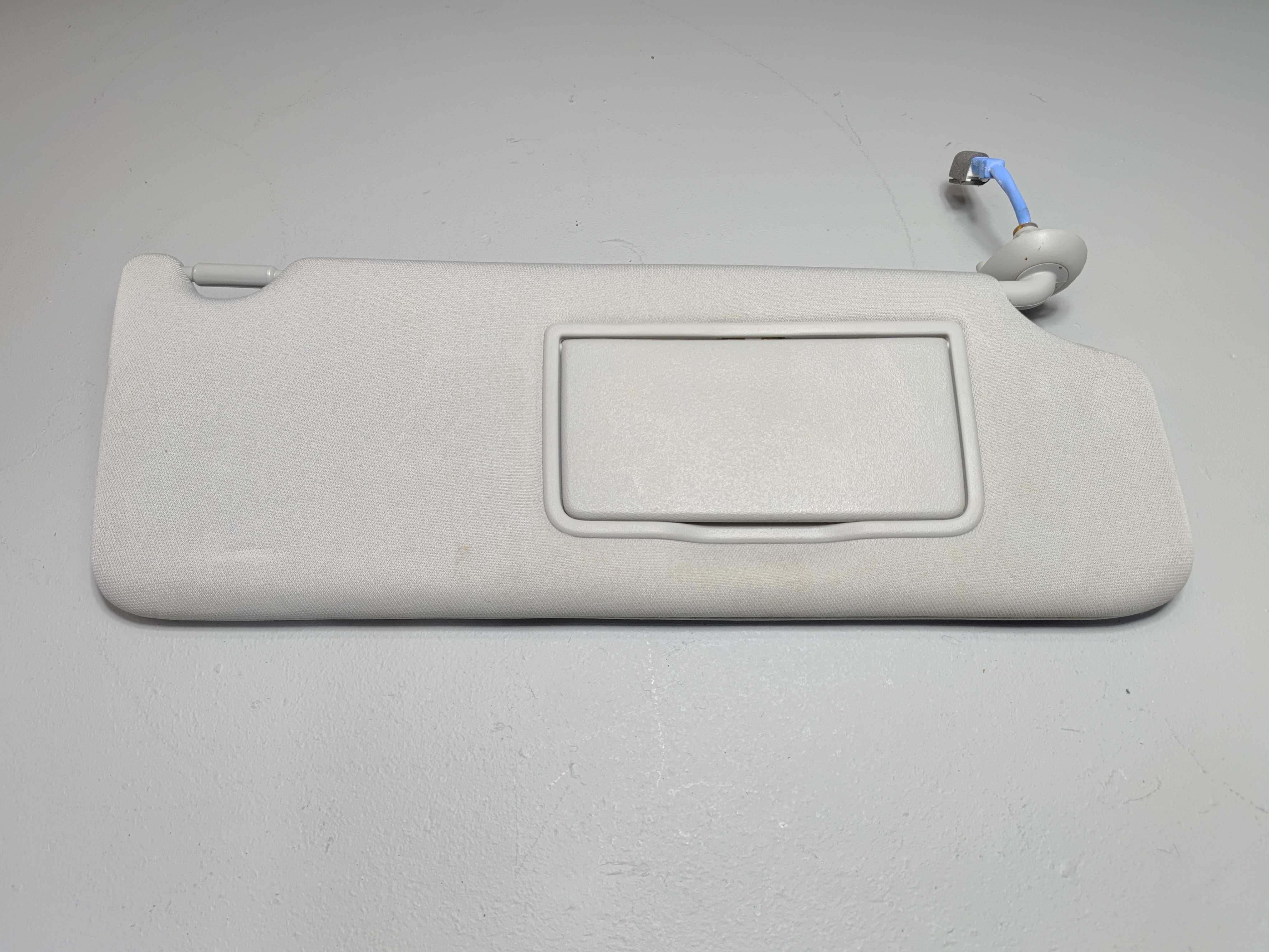 2017-2020 Acura MDX Front Windshield Right Passenger Side Sun Visor Sunvisor OEM