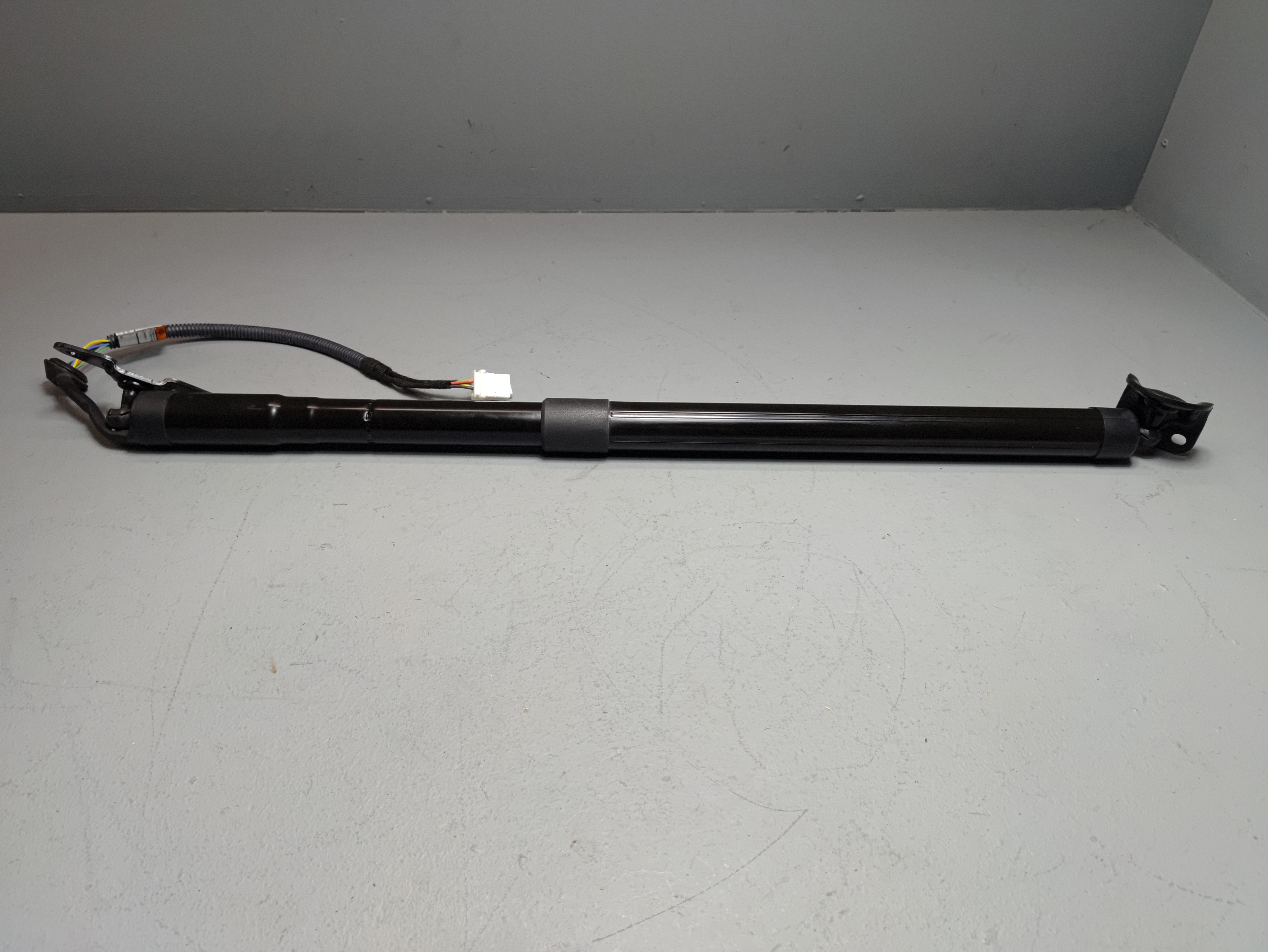 14-20 ACURA MDX REAR DRIVER SIDE TAILGATE LIFTGATE LIFT SUPPORT MOTOR STRUT OEM