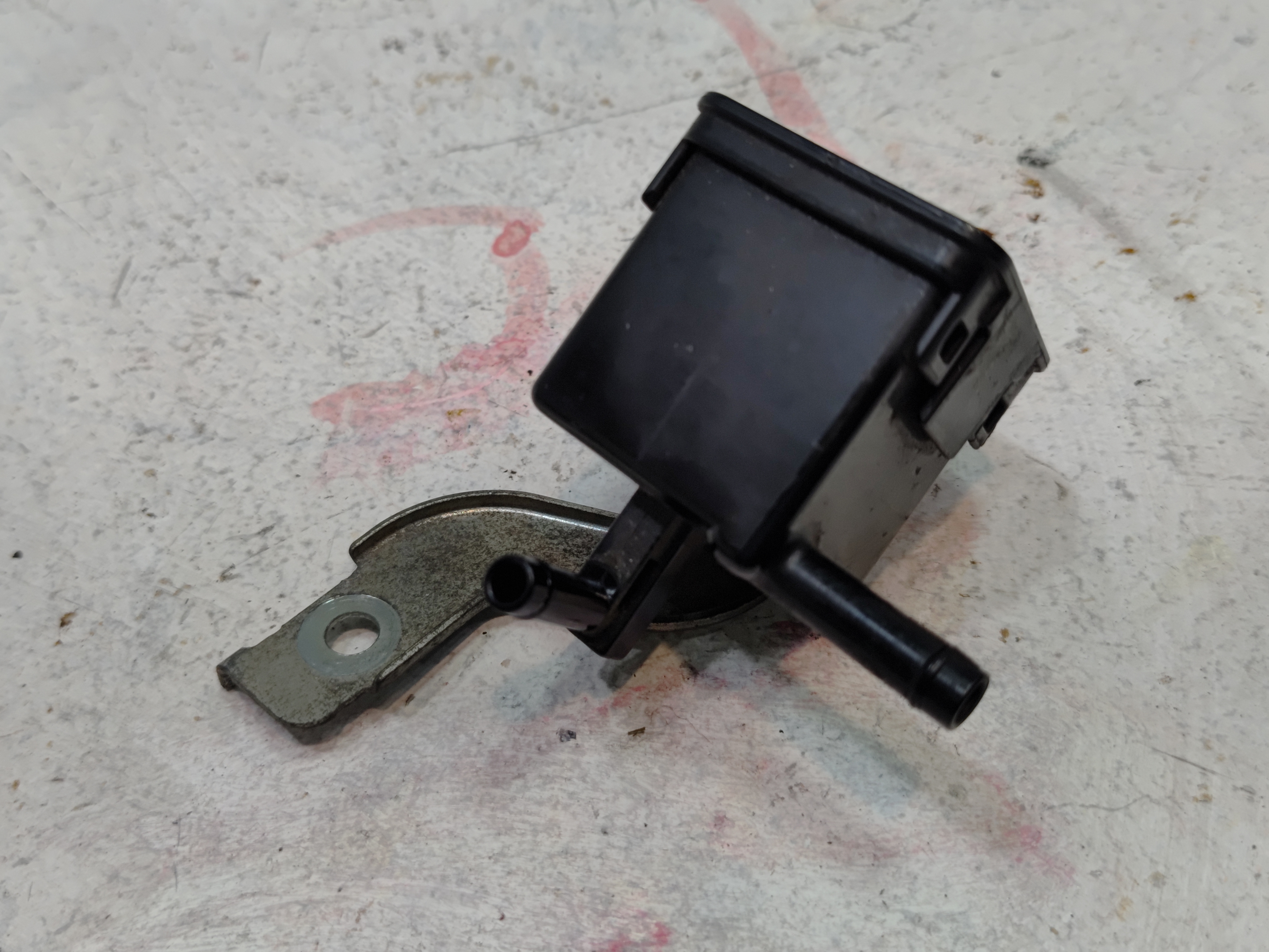 2014-2020 ACURA MDX 3.5L FUEL VAPOR CANISTER PURGE VALVE SOLENOID OEM