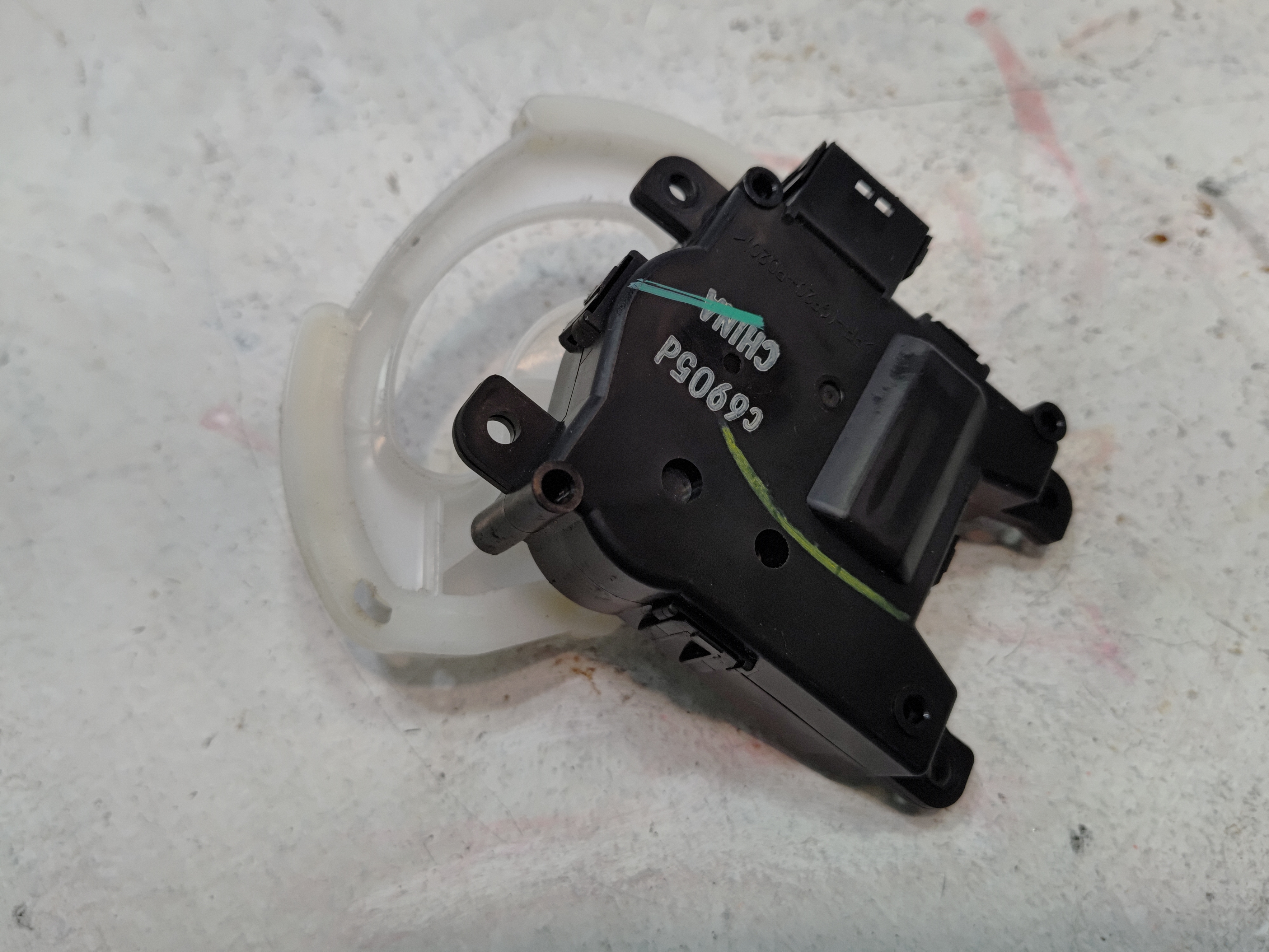 2014-2020 Acura MDX HVAC A/C Duct Flap Door Vent Blend Motor Actuator OEM