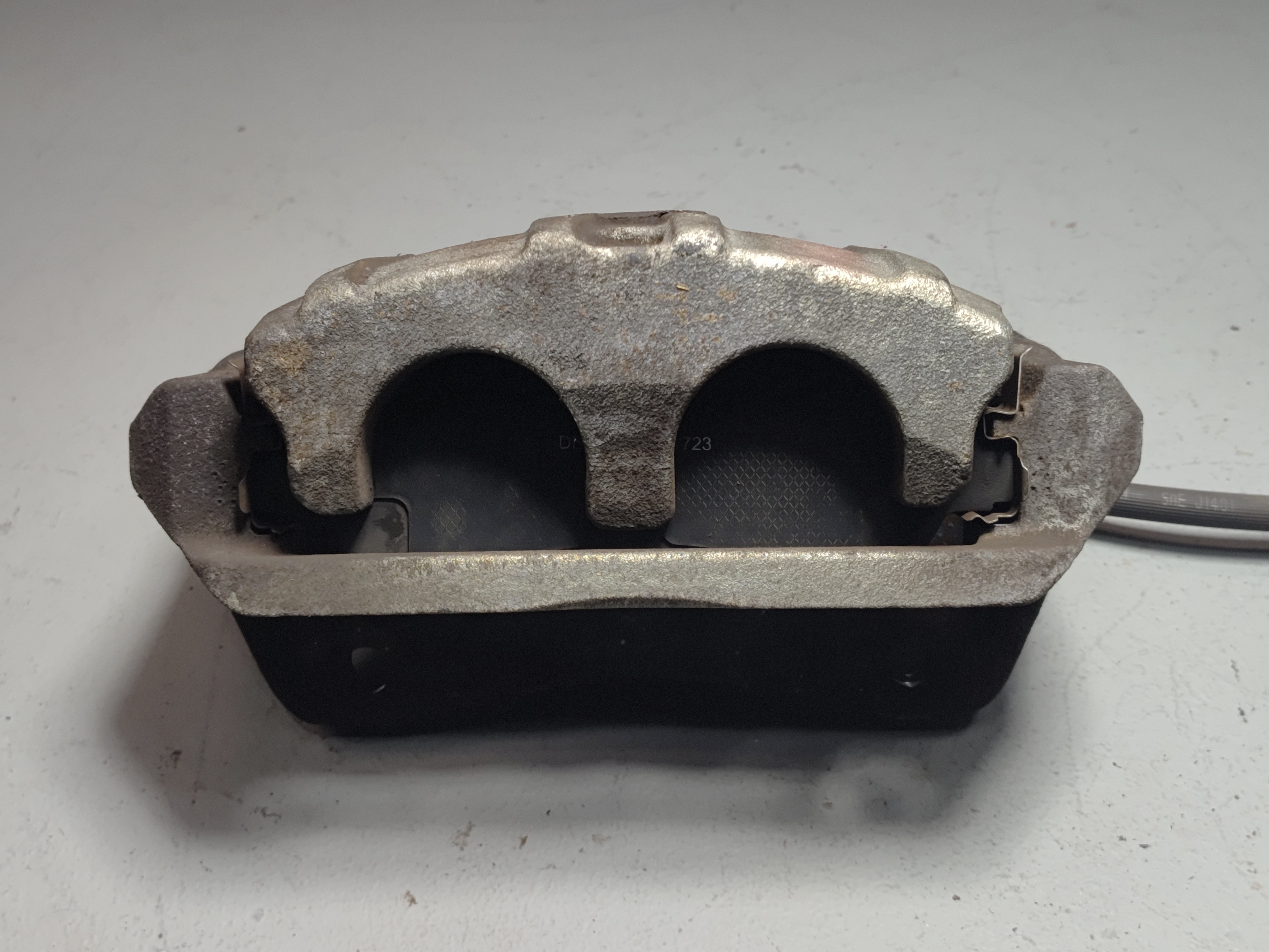 2017 - 2020 ACURA MDX FRONT LEFT DRIVER SIDE DISC BRAKE CALIPER OEM