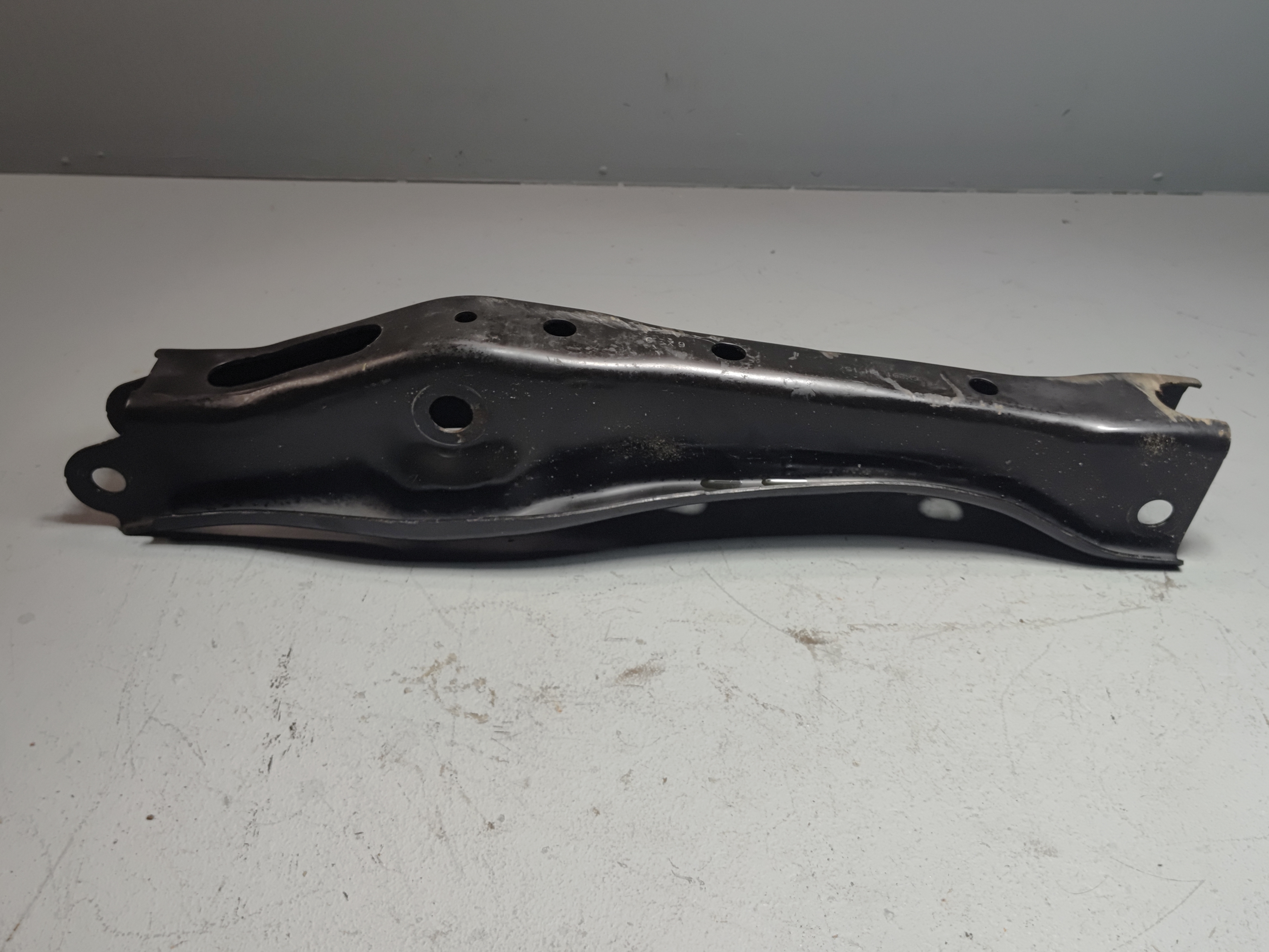 ACURA MDX 2014-2020 REAR RIGHT PASSENGER SIDE LOWER REARWARD CONTROL ARM OEM