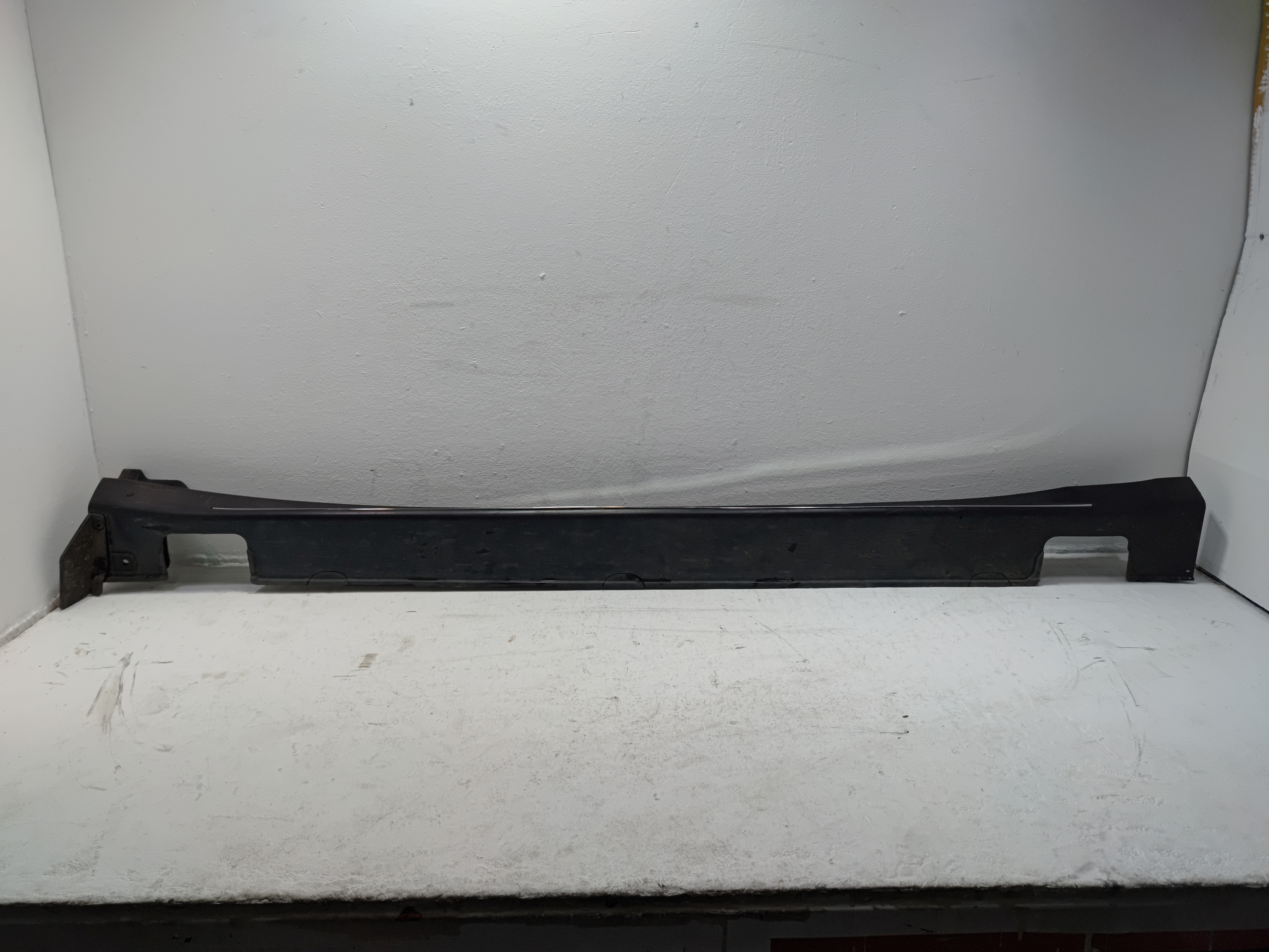 ACURA MDX PASSENGER SIDE LOWER SKIRT ROCKER PANEL MOLDING  2017-2020 OEM