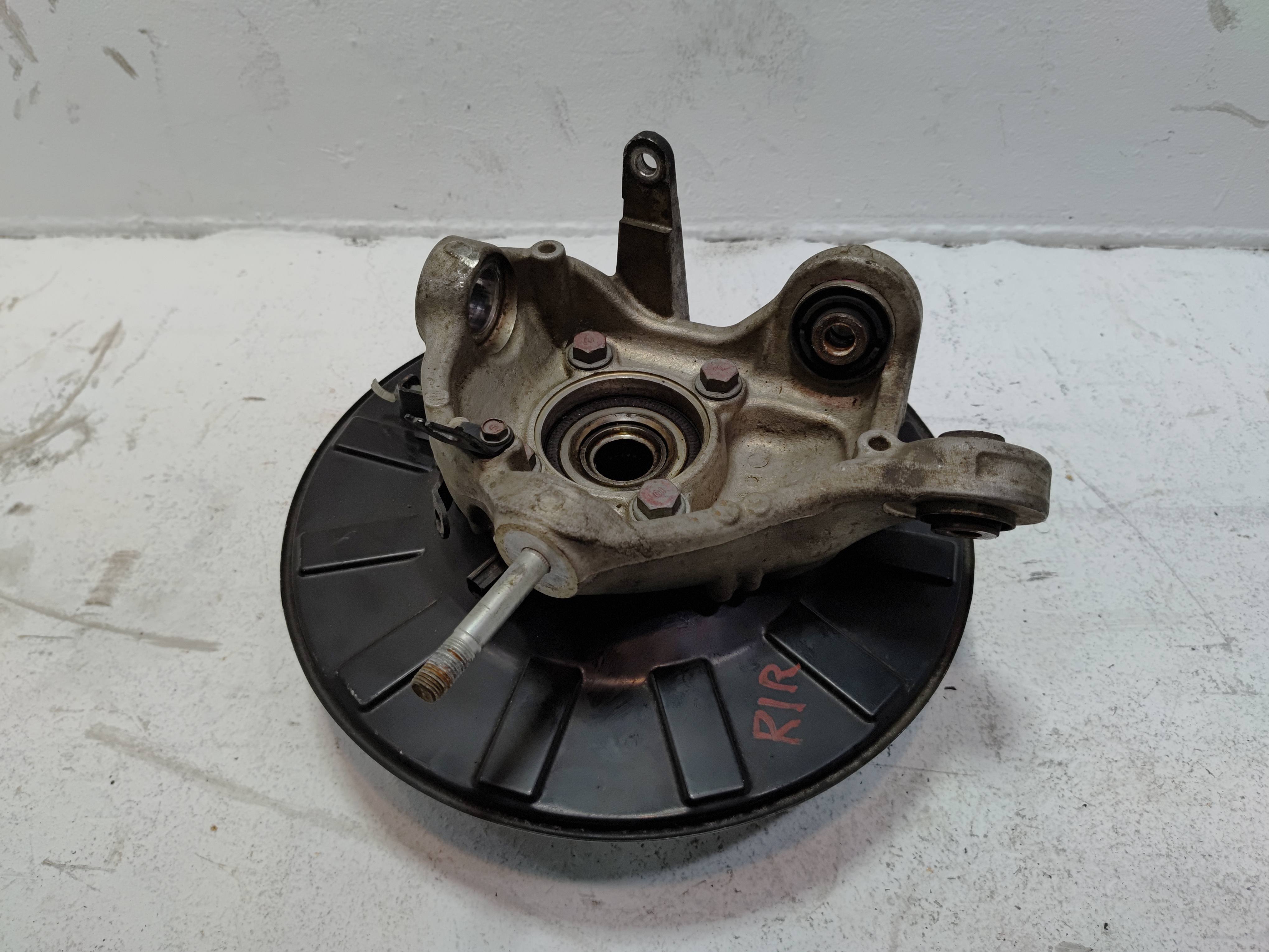 2017-20 Acura MDX AWD Rear Passenger Side Spindle Knuckle Wheel Bearing Hub OEM