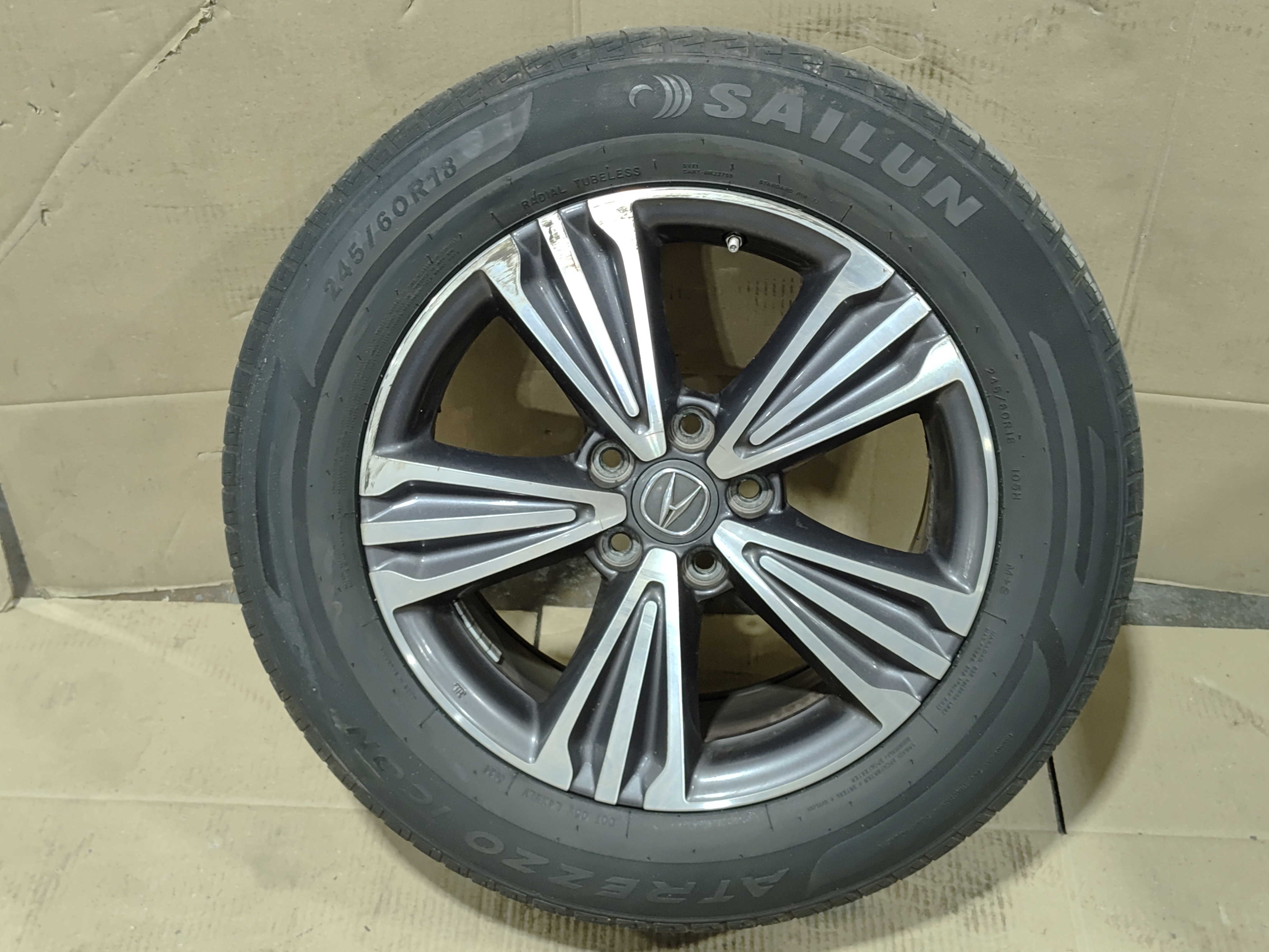 2017-2018 Acura MDX Alloy Wheel Rim R18 8J 245/60 OEM