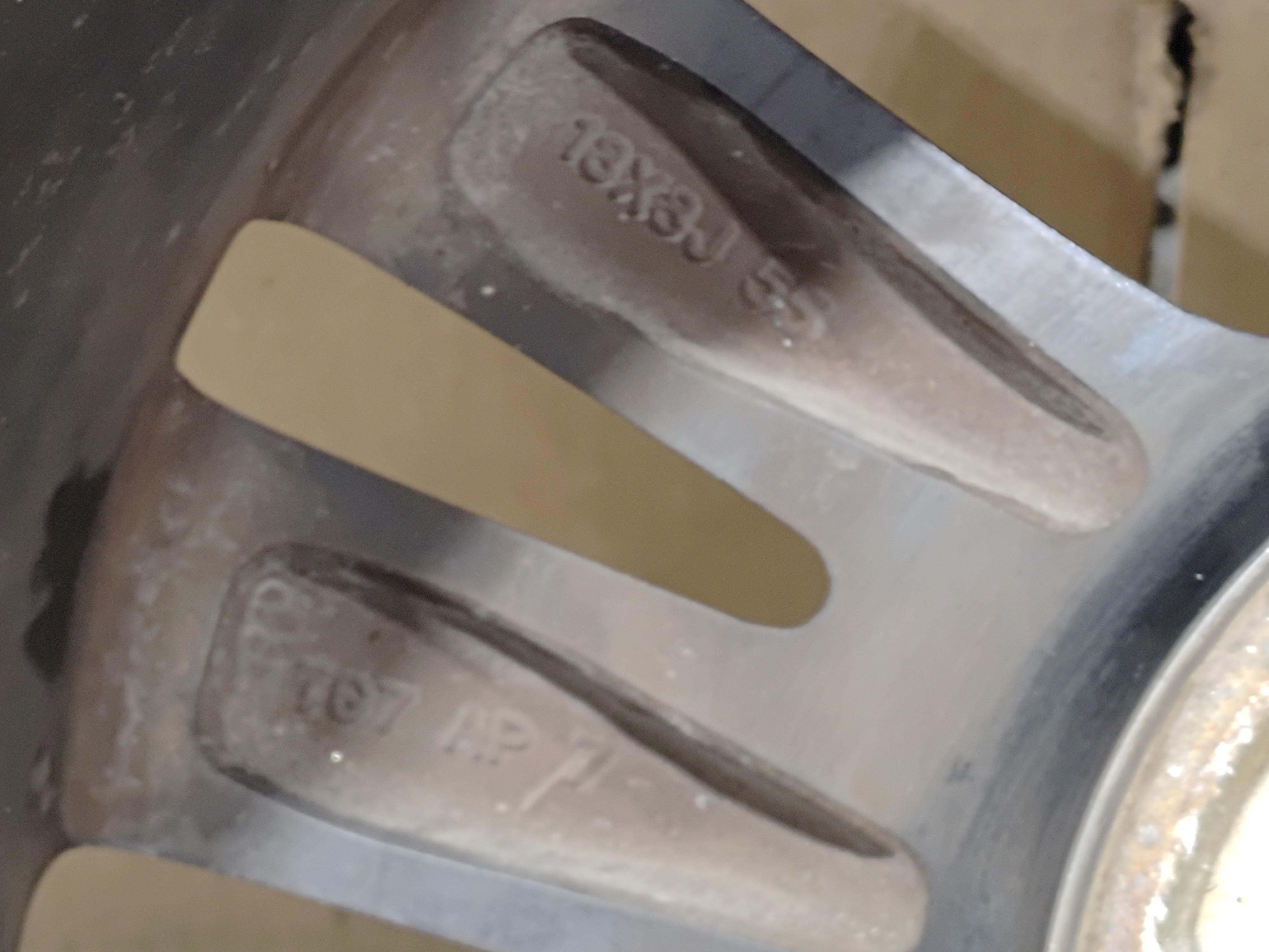 2016-2018 Honda Pilot Wheel Rim R18x8J 245/60 OEM