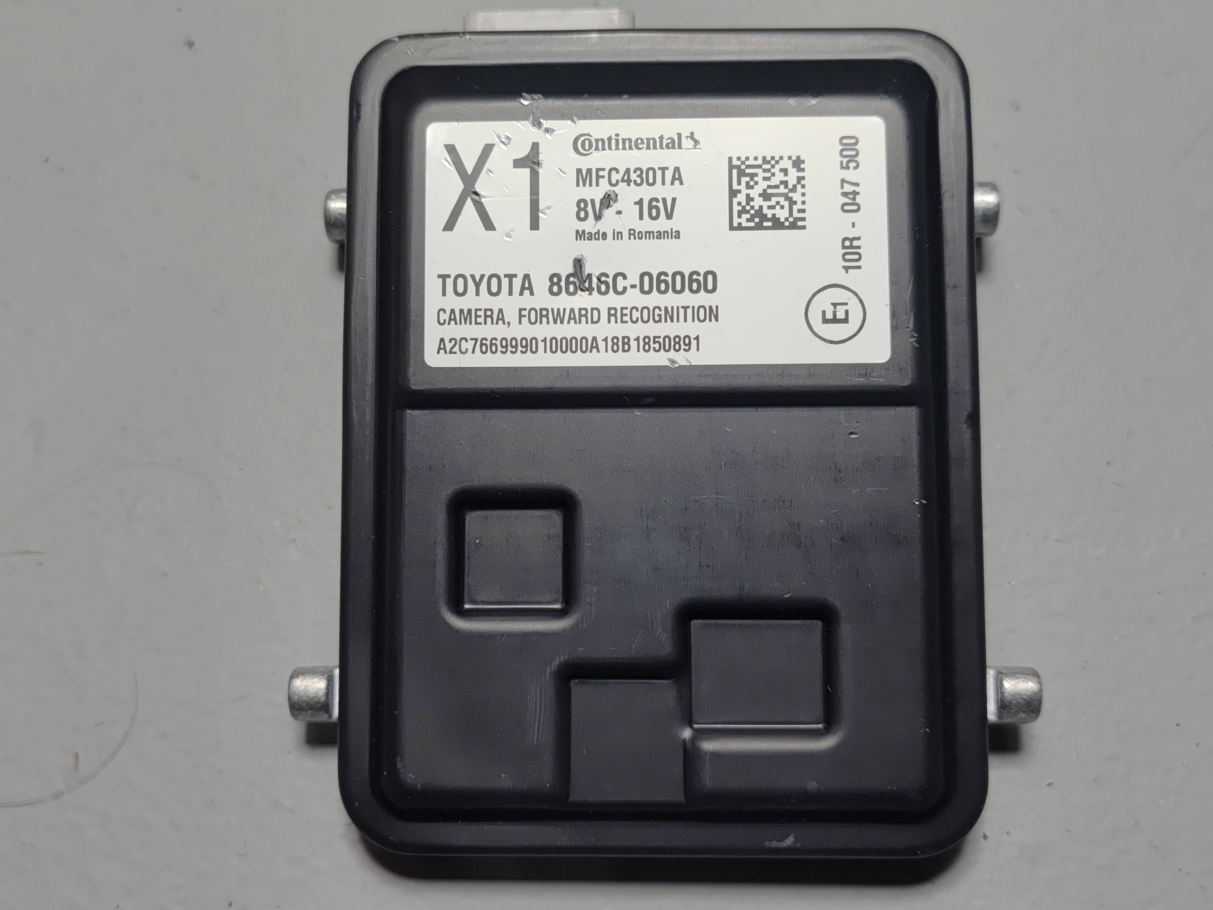 TOYOTA CAMRY FRONT WINDSHIELD LANE DEPARTURE CAMERA MODULE OEM 2019 - 2020