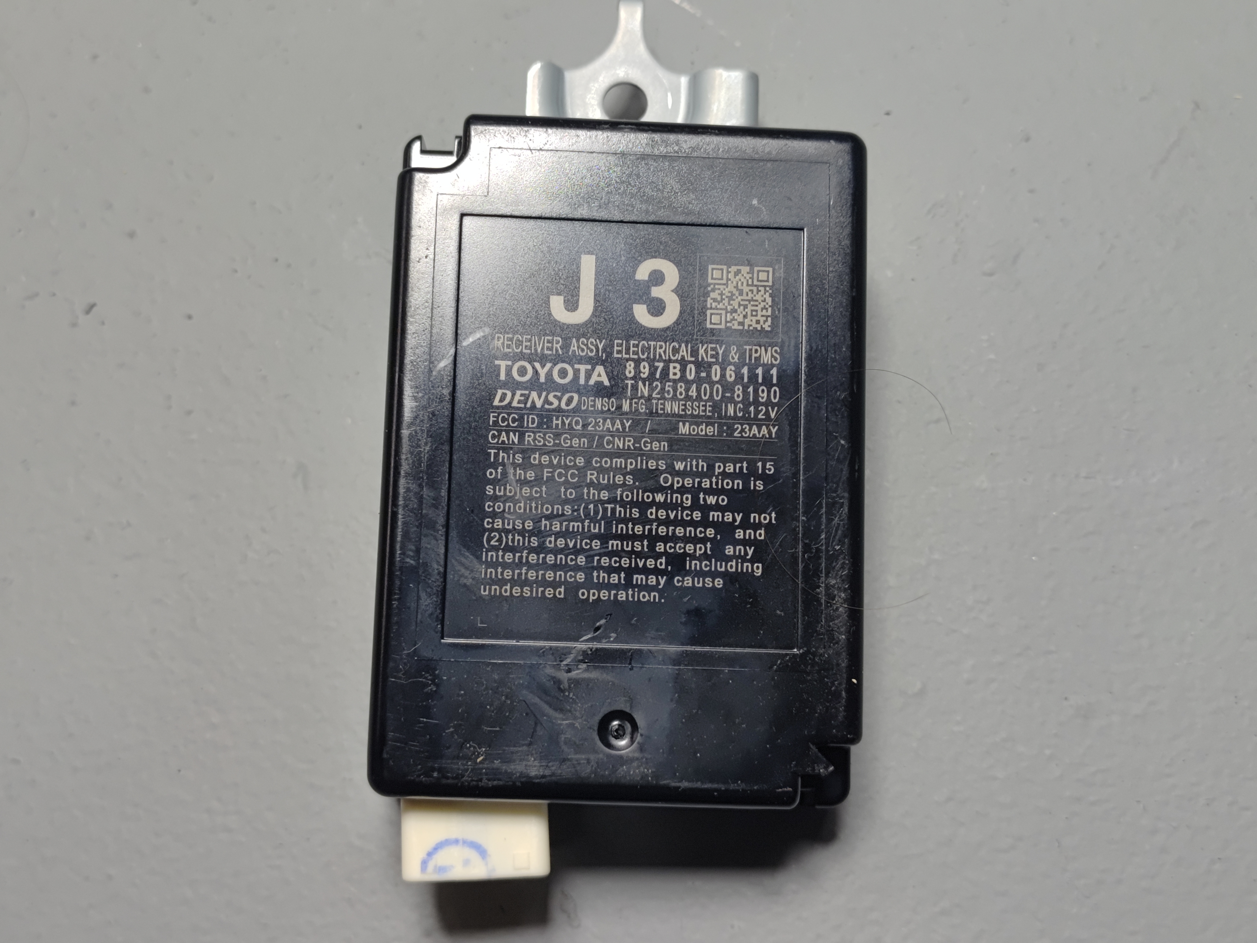 TOYOTA CAMRY TIRE PRESSURE MONITORING SYSTEM RECEIVER MODULE OEM 2018-2024