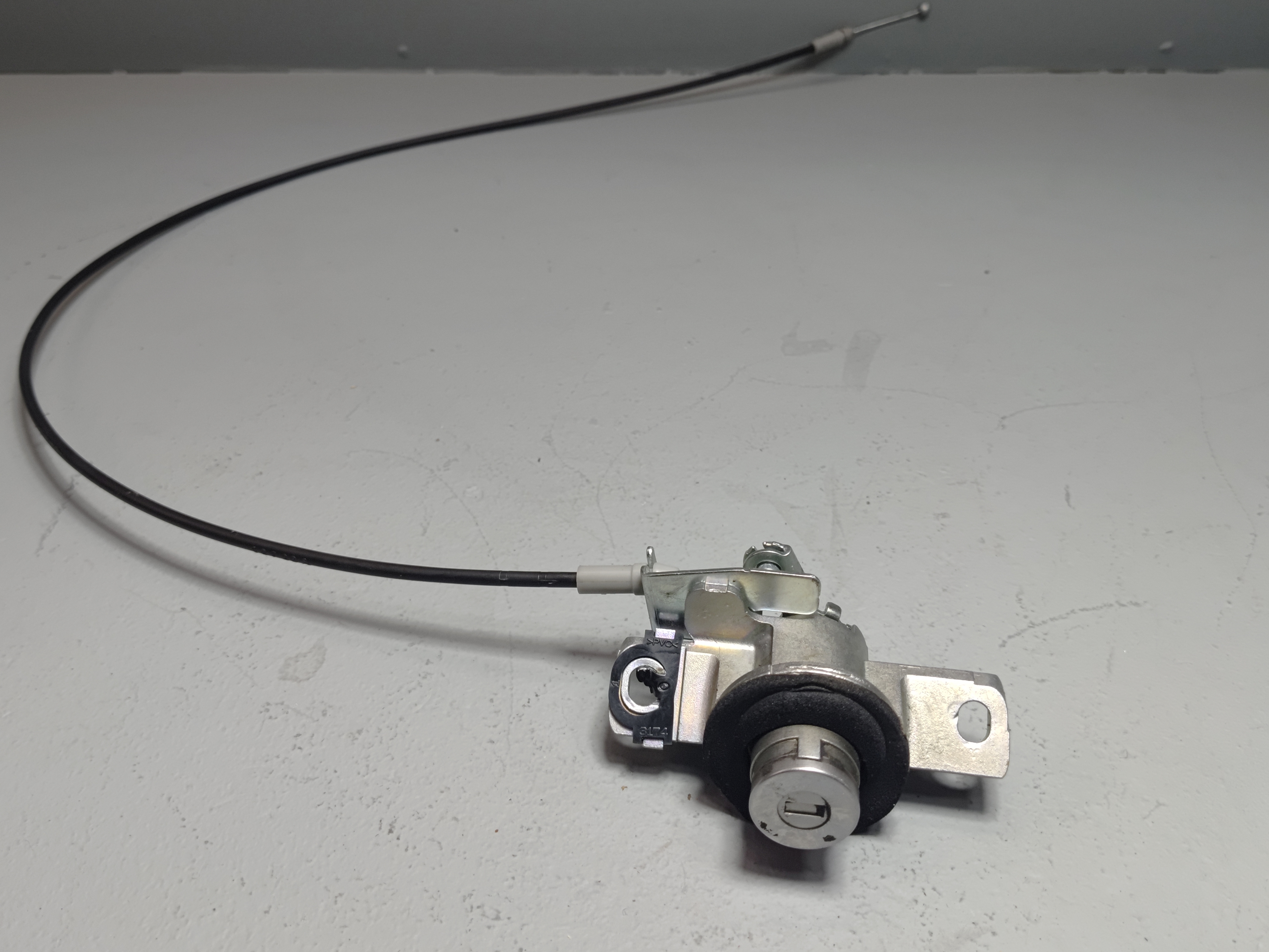 2018-2024 Toyota Camry Rear Trunk Deck Lid Lock Latch Cylinder & Cable OEM