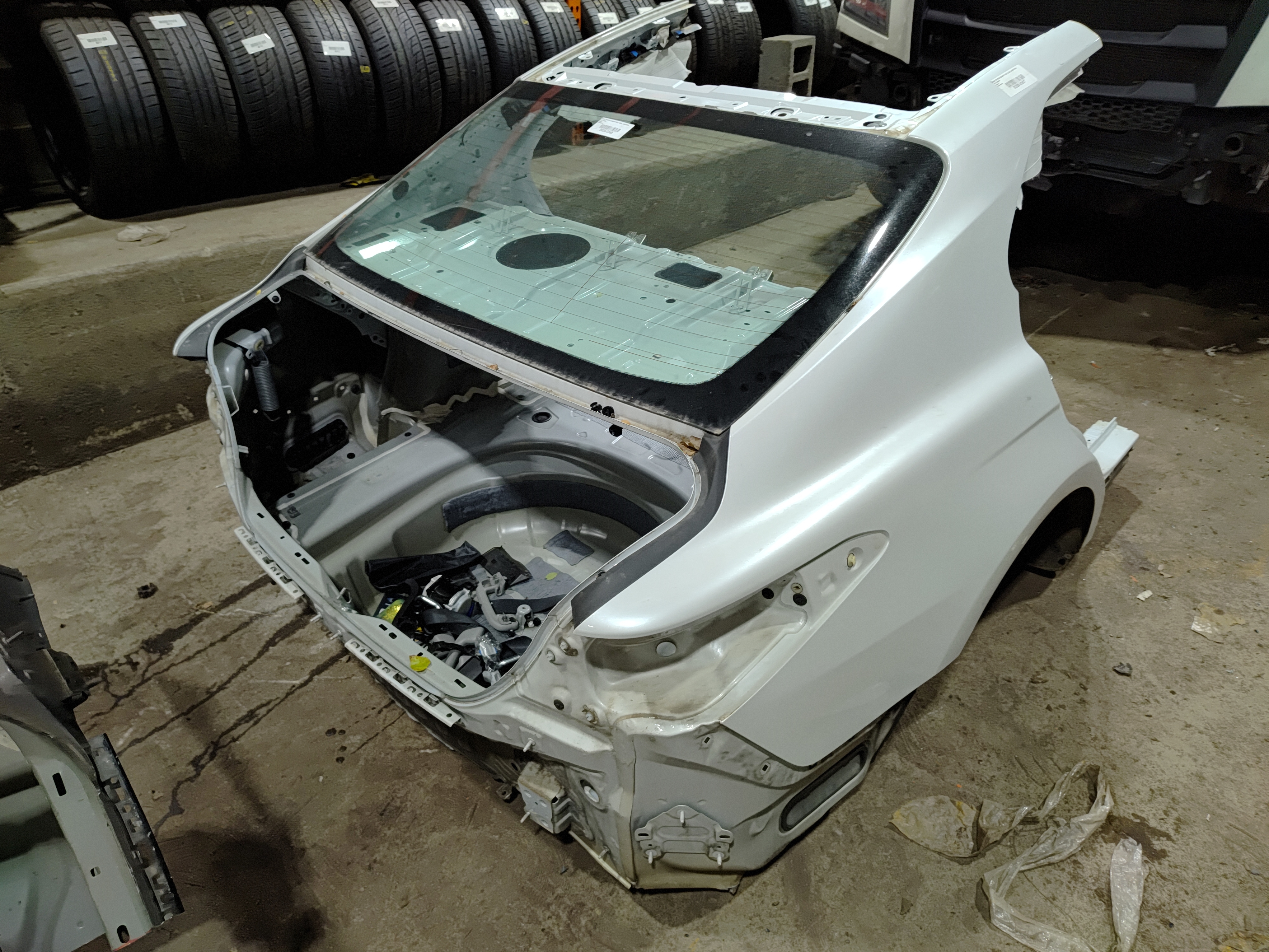 2018-24 TOYOTA CAMRY REAR QUARTER LH & RH SIDE CLIP BODY PANEL W/ WINDSHIELD OEM