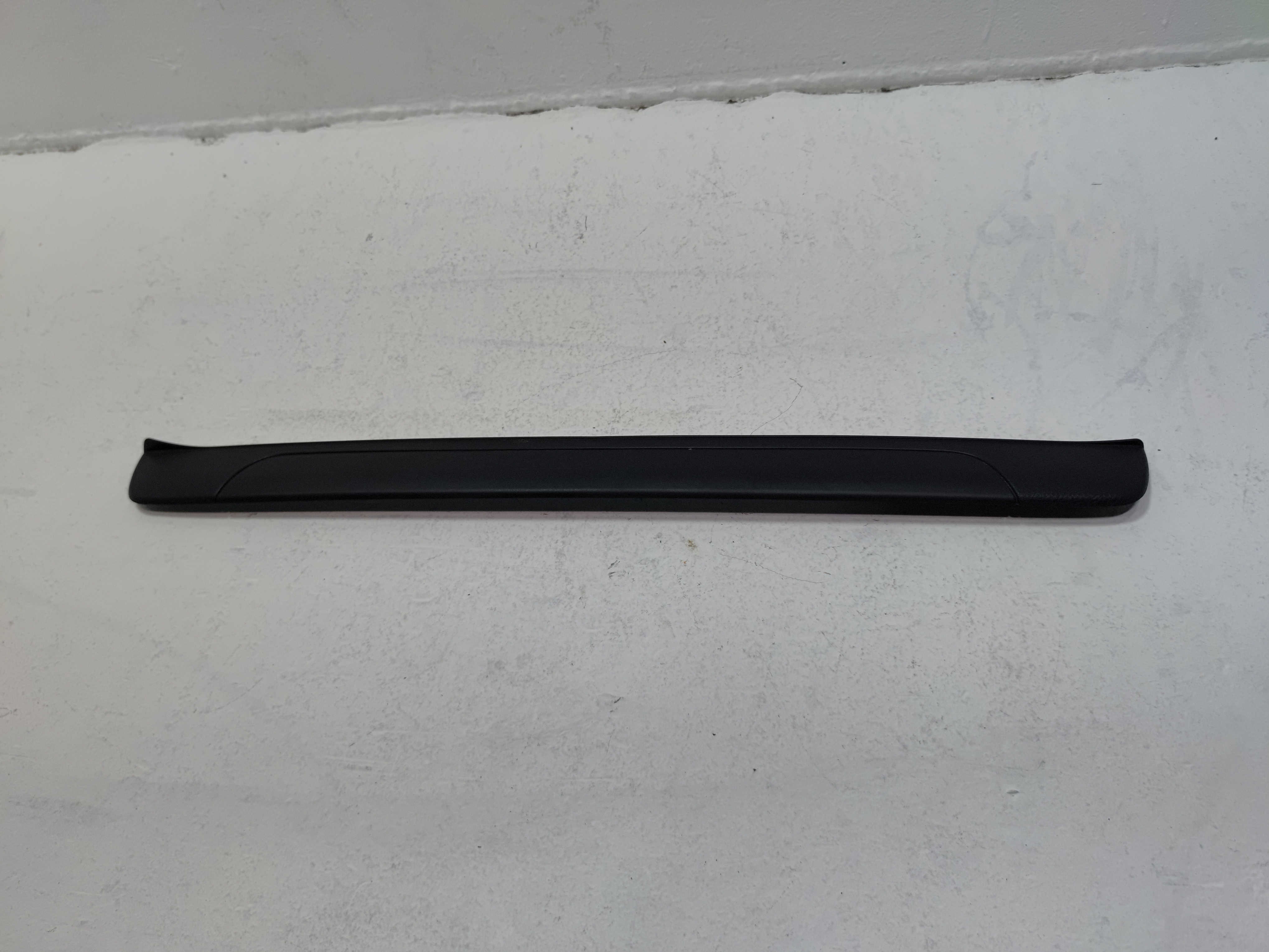 TOYOTA CAMRY FRONT DRIVER SIDE DOOR SILL SCUFF PLATE TRIM COVER 2018 - 2024 OEM