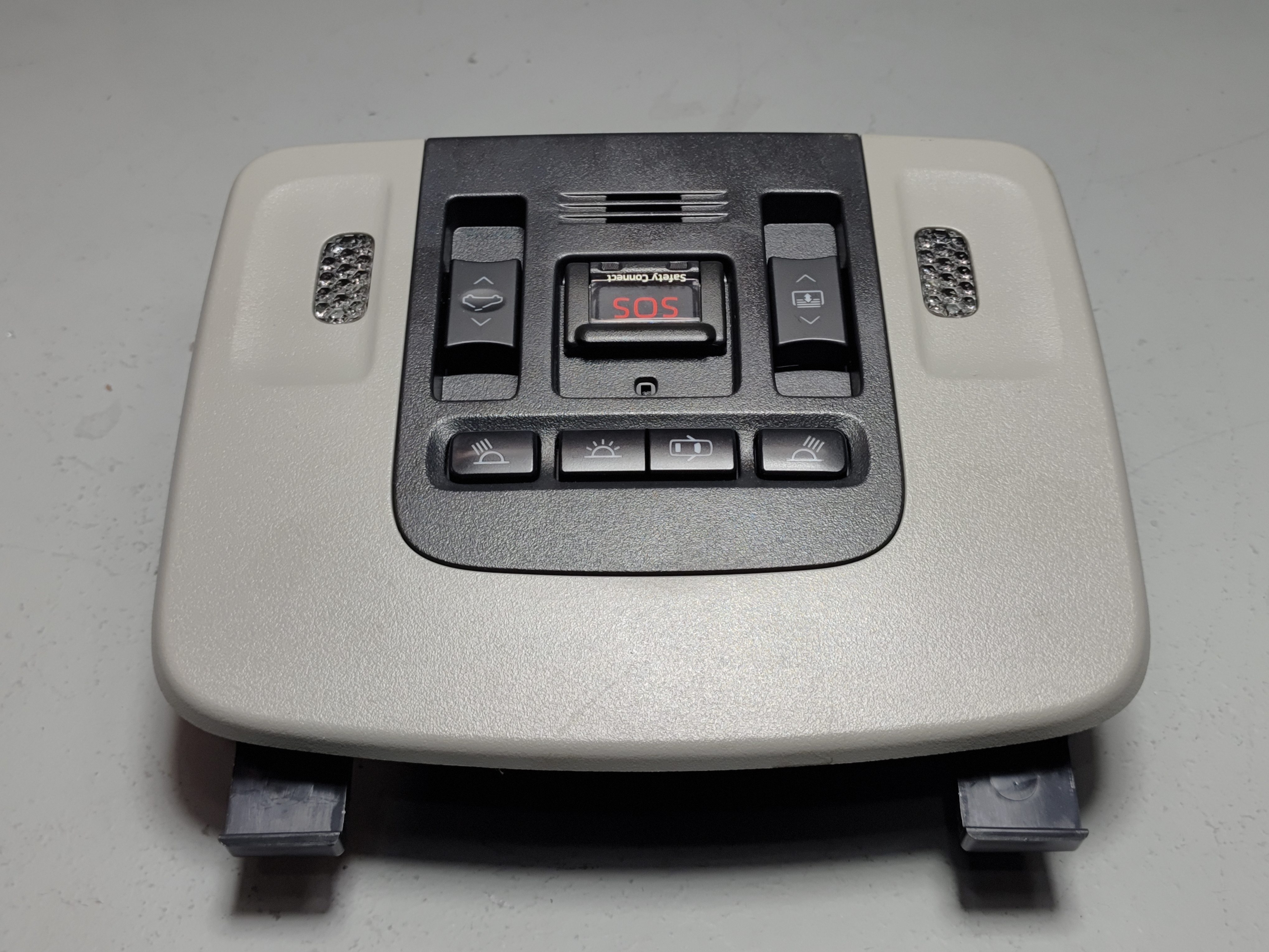 2018-2020 Toyota Camry XSE Roof Overhead Console Dome Light Lamp Switch OEM