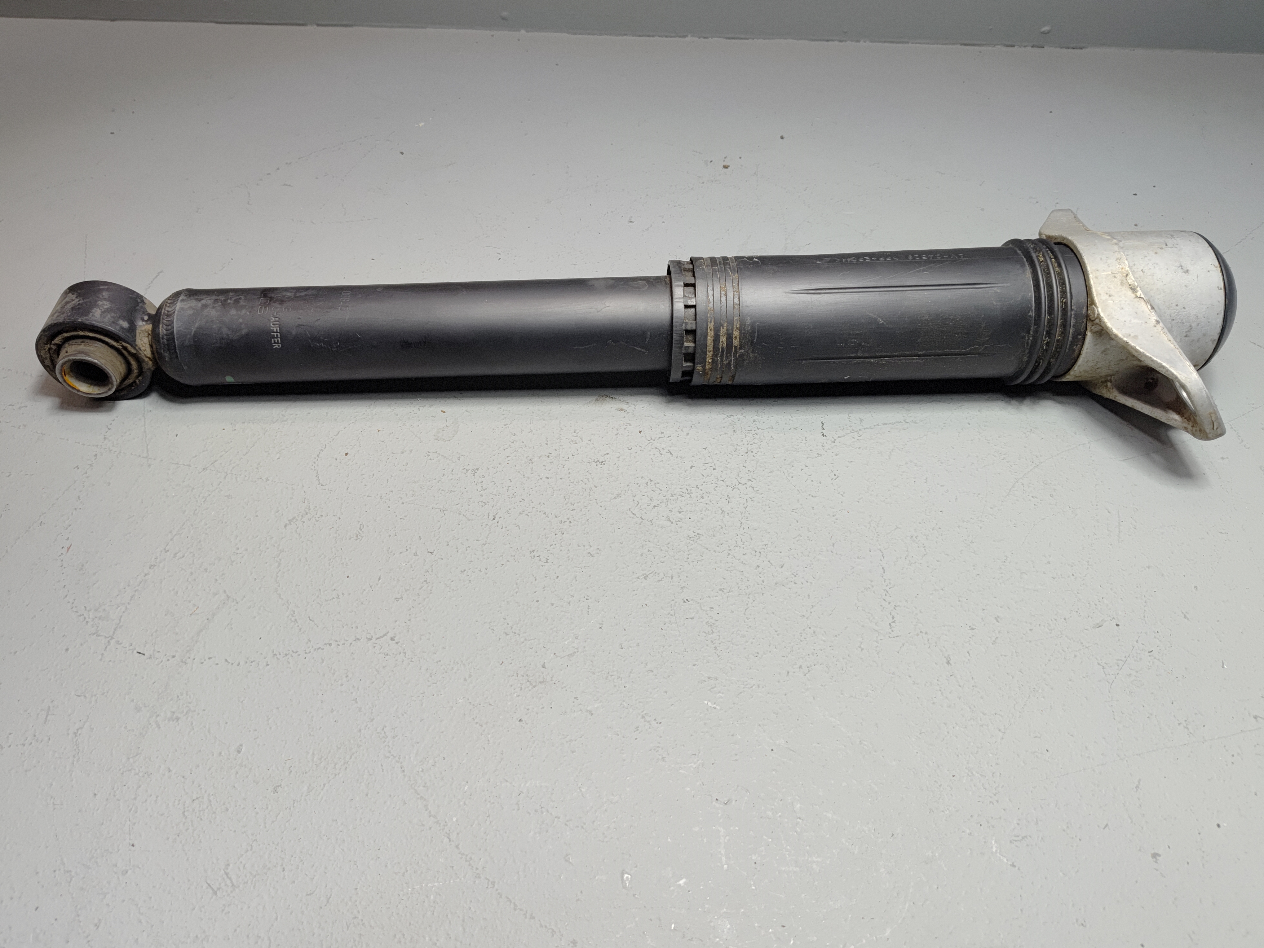 18-24 Toyota Camry SE XSE FWD Rear Right Passenger Side Shock Strut Absorber OEM