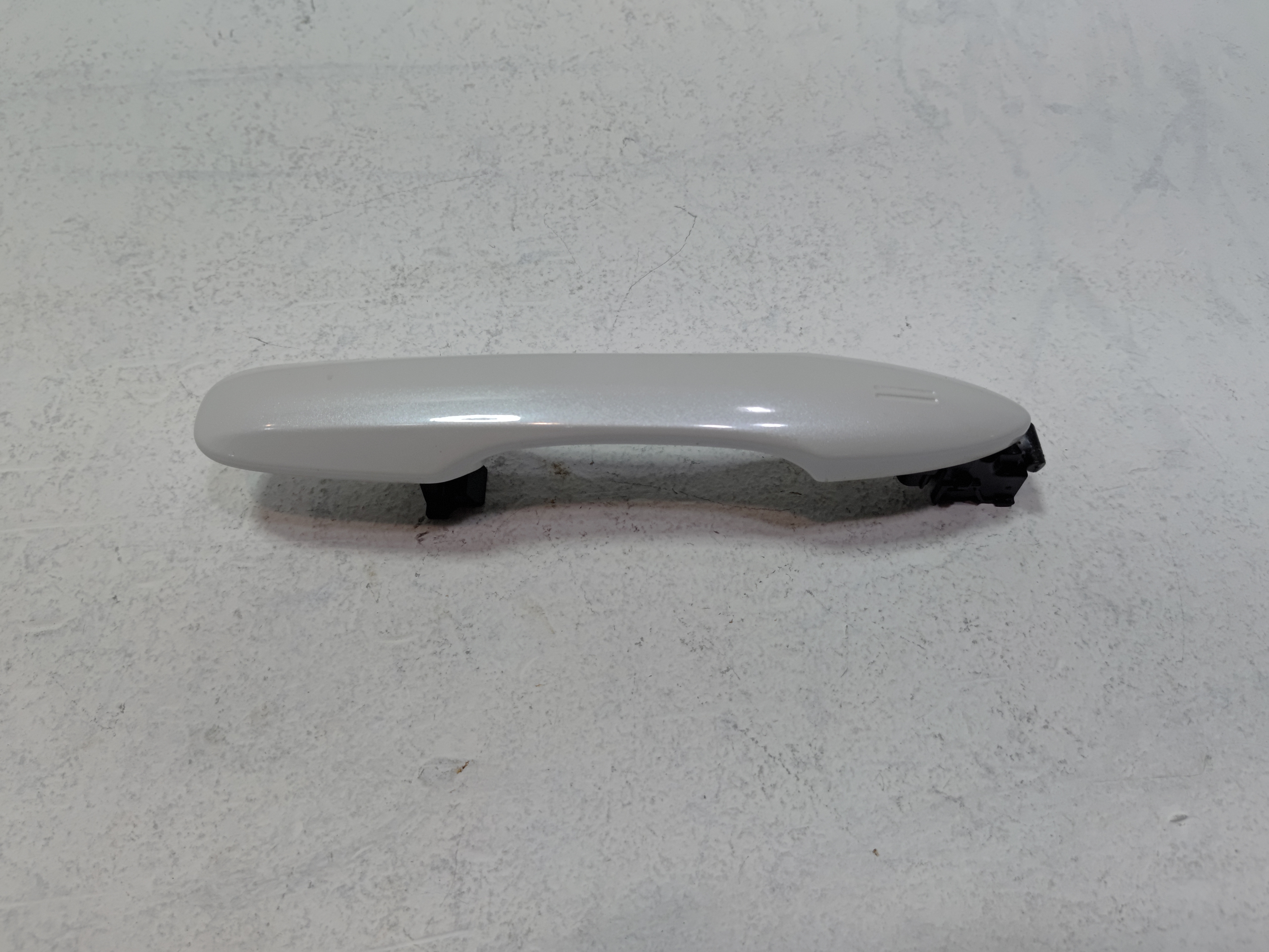 TOYOTA CAMRY FRONT PASSENGER SIDE EXTERIOR DOOR HANDLE OEM *089* WHITE 2018-2024