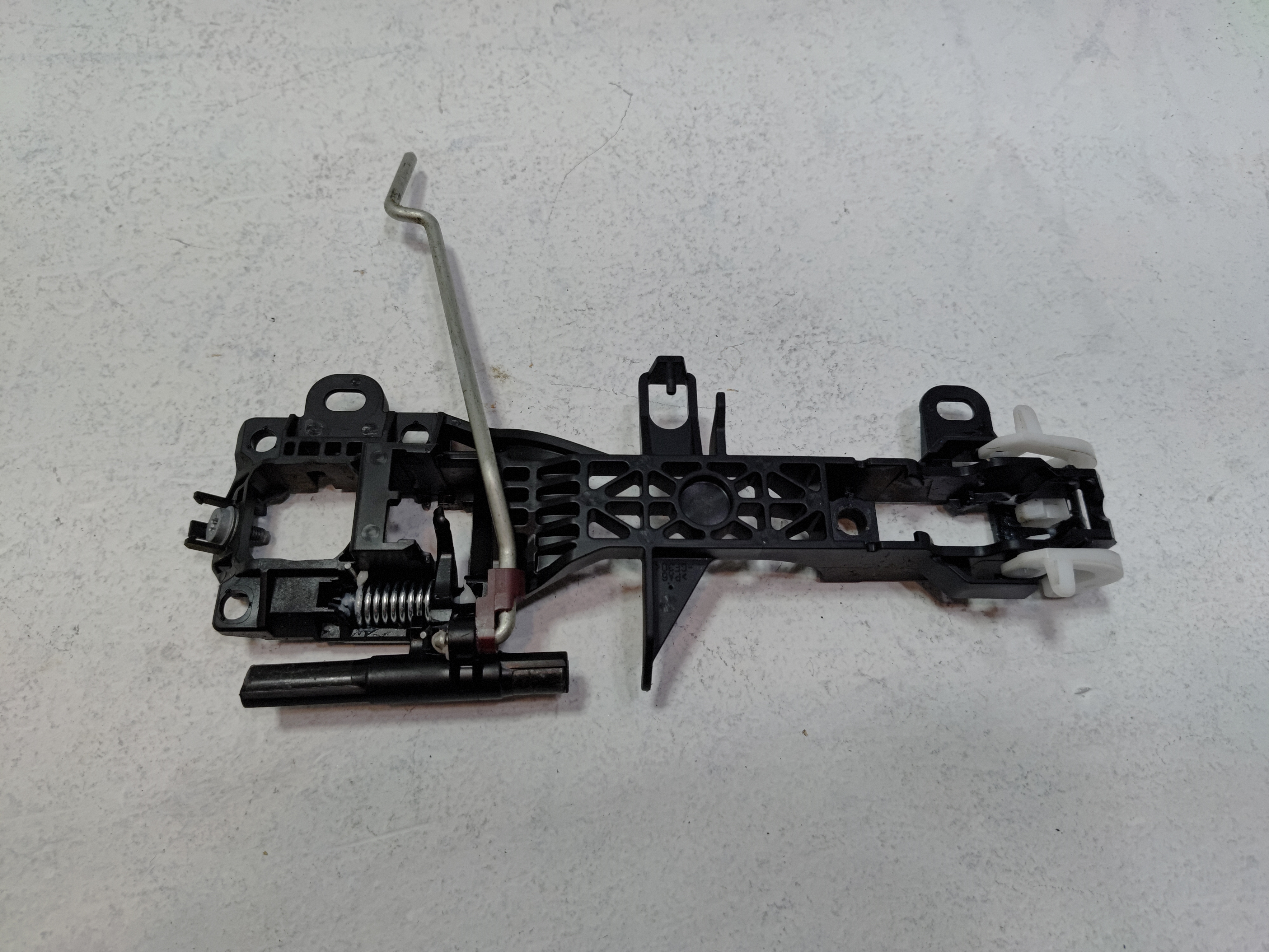 TOYOTA CAMRY FRONT RIGHT PASSENGER SIDE DOOR EXTERIOR HANDLE BASE OEM 2018-2024