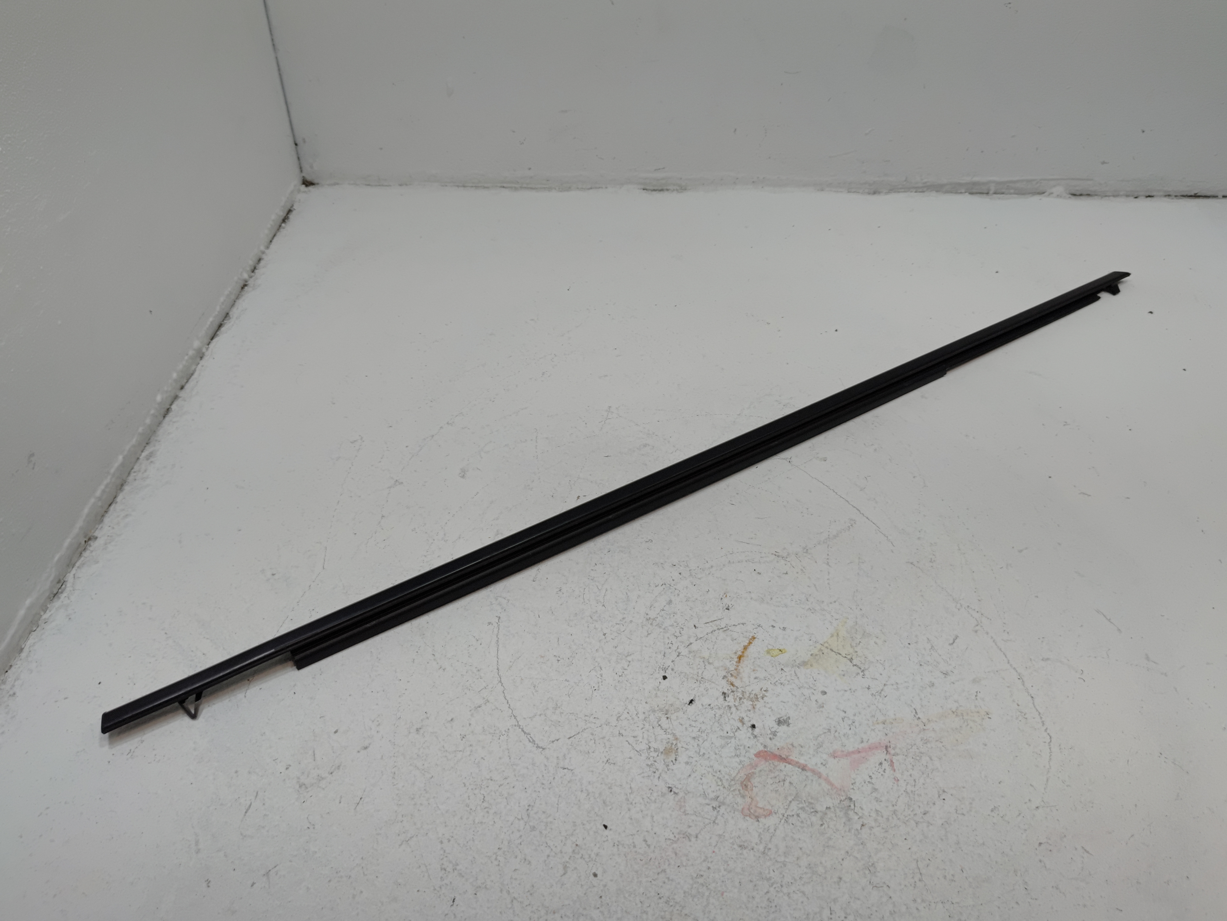 2019-2024 TOYOTA RAV4 REAR LEFT DRIVER SIDE DOOR WINDOW BELT MOLDING OEM