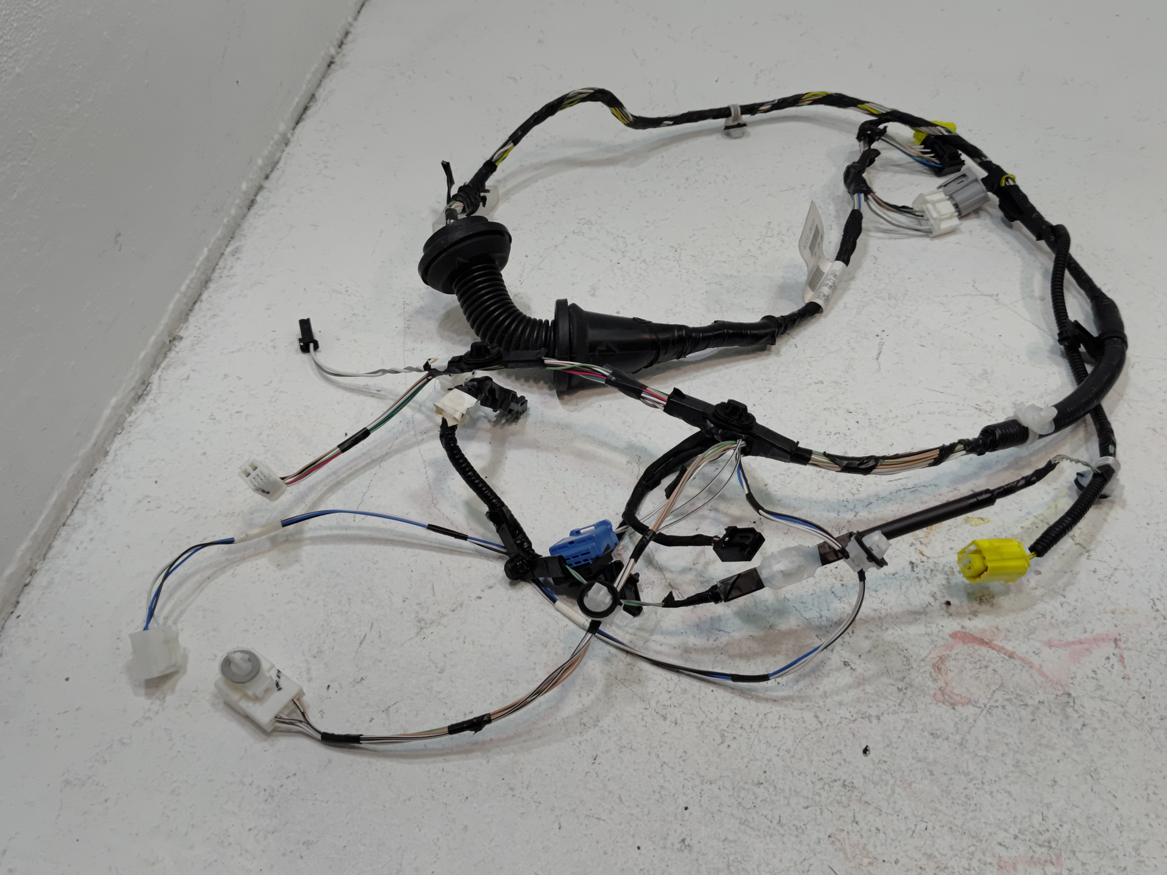 OEM FRONT RIGHT PASSENGER SIDE DOOR WIRE HARNESS 2019-2022 TOYOTA RAV4