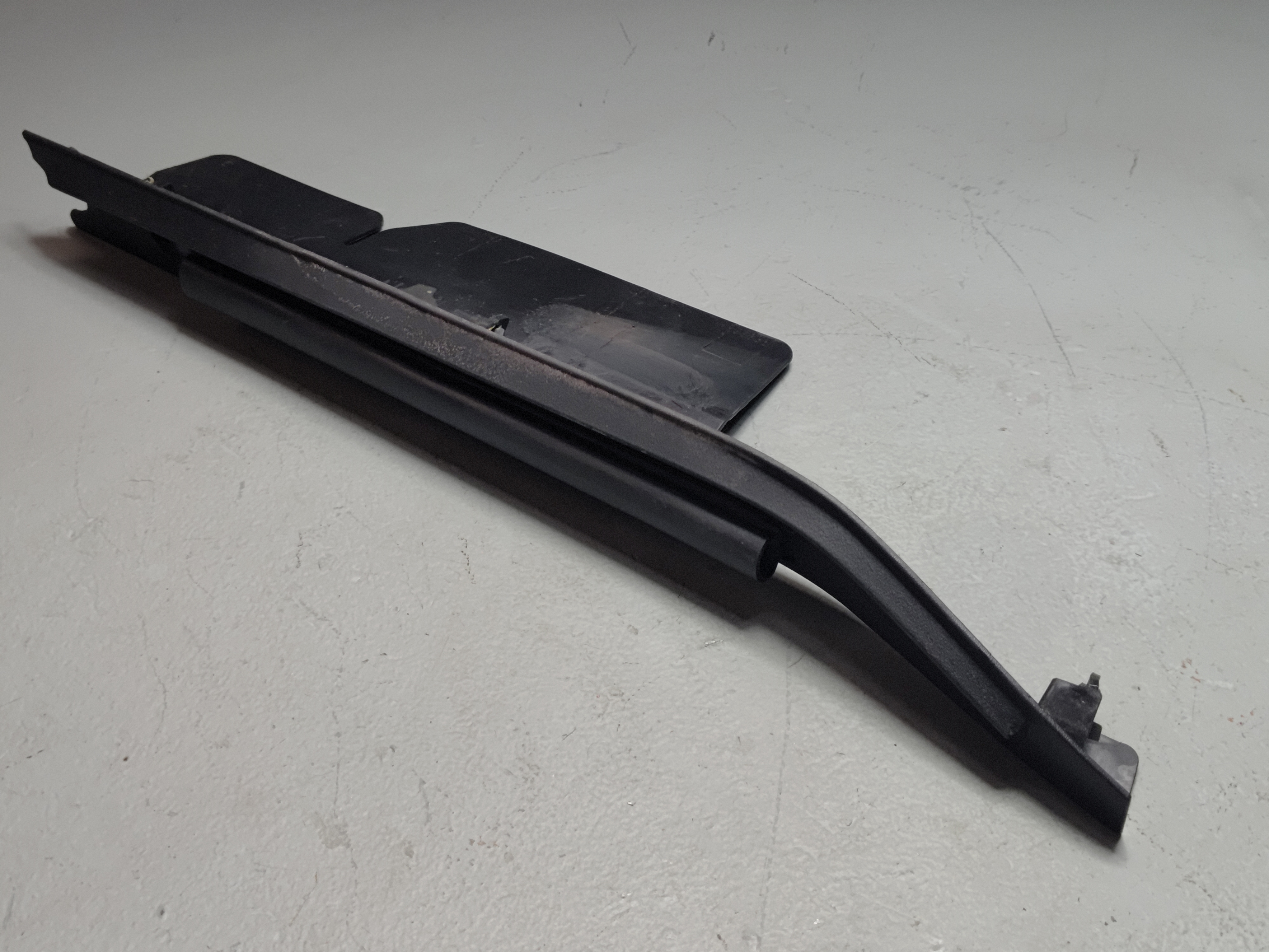 2019-2025 Toyota RAV4 Front Right Passenger Side Fender Upper Forward Seal OEM