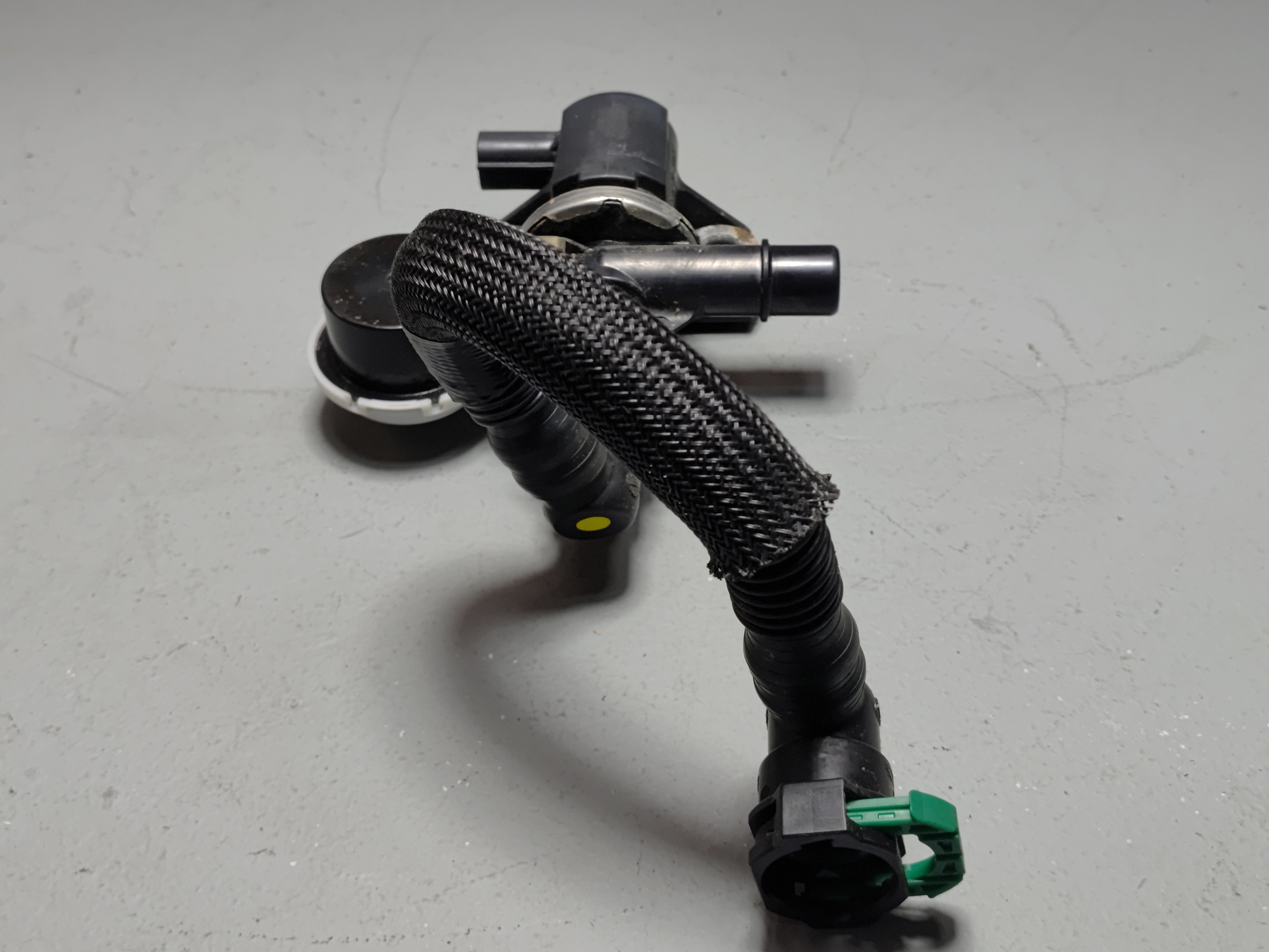 2019-2022 Toyota RAV4 Hybrid Fuel Vapor Canister Purge Solenoid Valve OEM