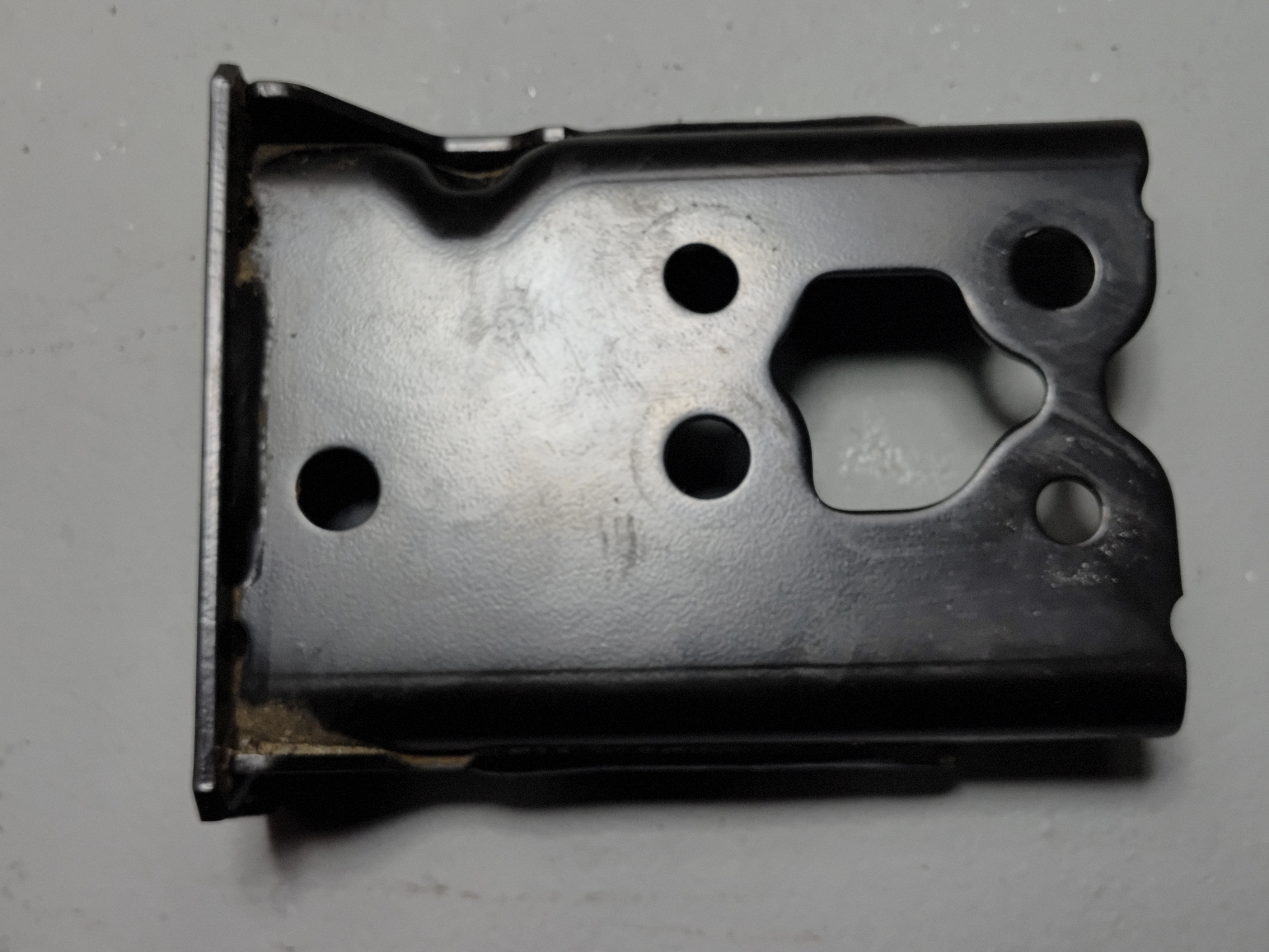 2019-25 Toyota RAV4 Hybrid AWD Transmission Transaxle Mount Support Bracket OEM