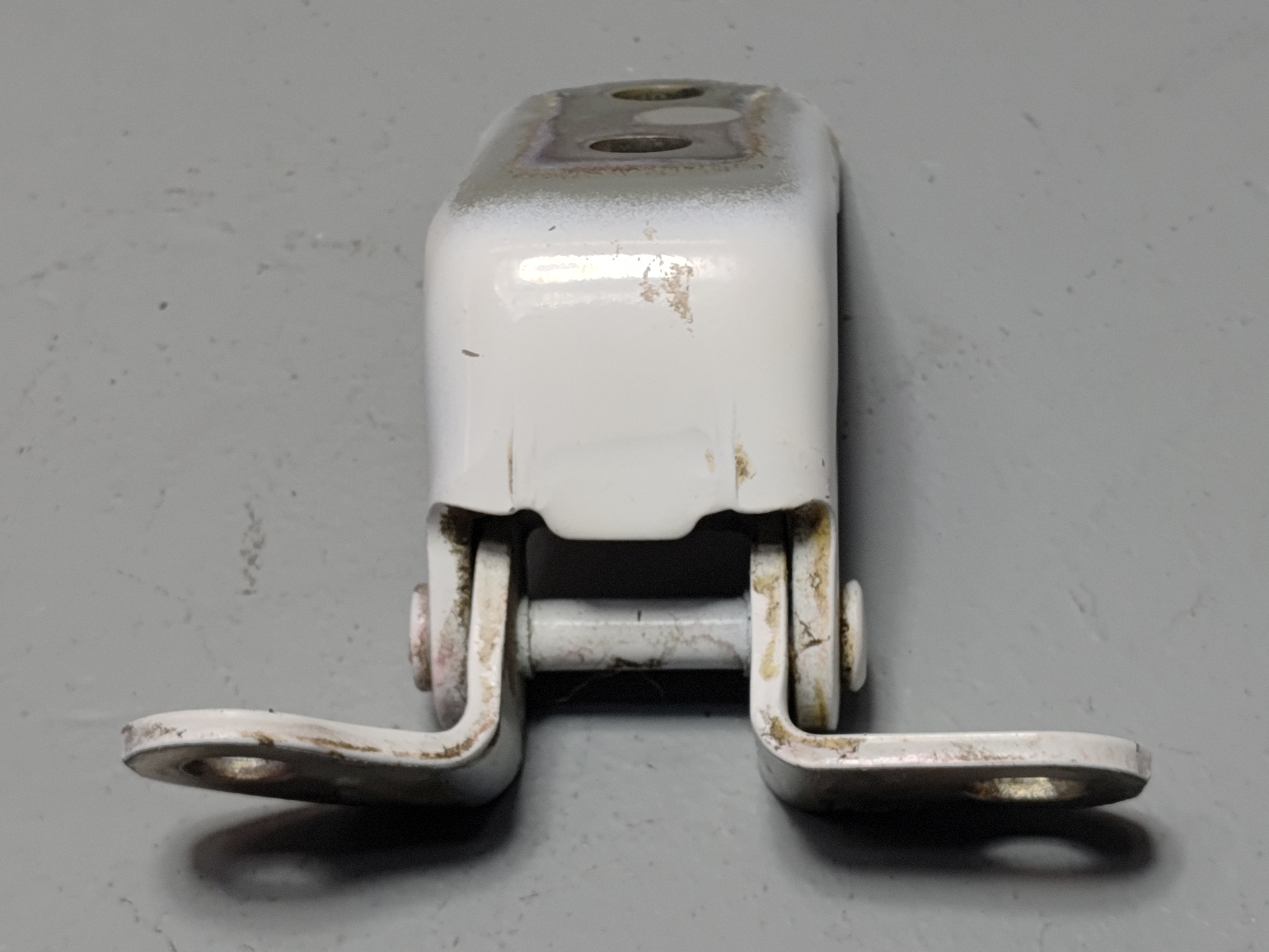 2019-2025 Toyota RAV4 Rear Right Passenger Side Door Lower Hinge *040* OEM White