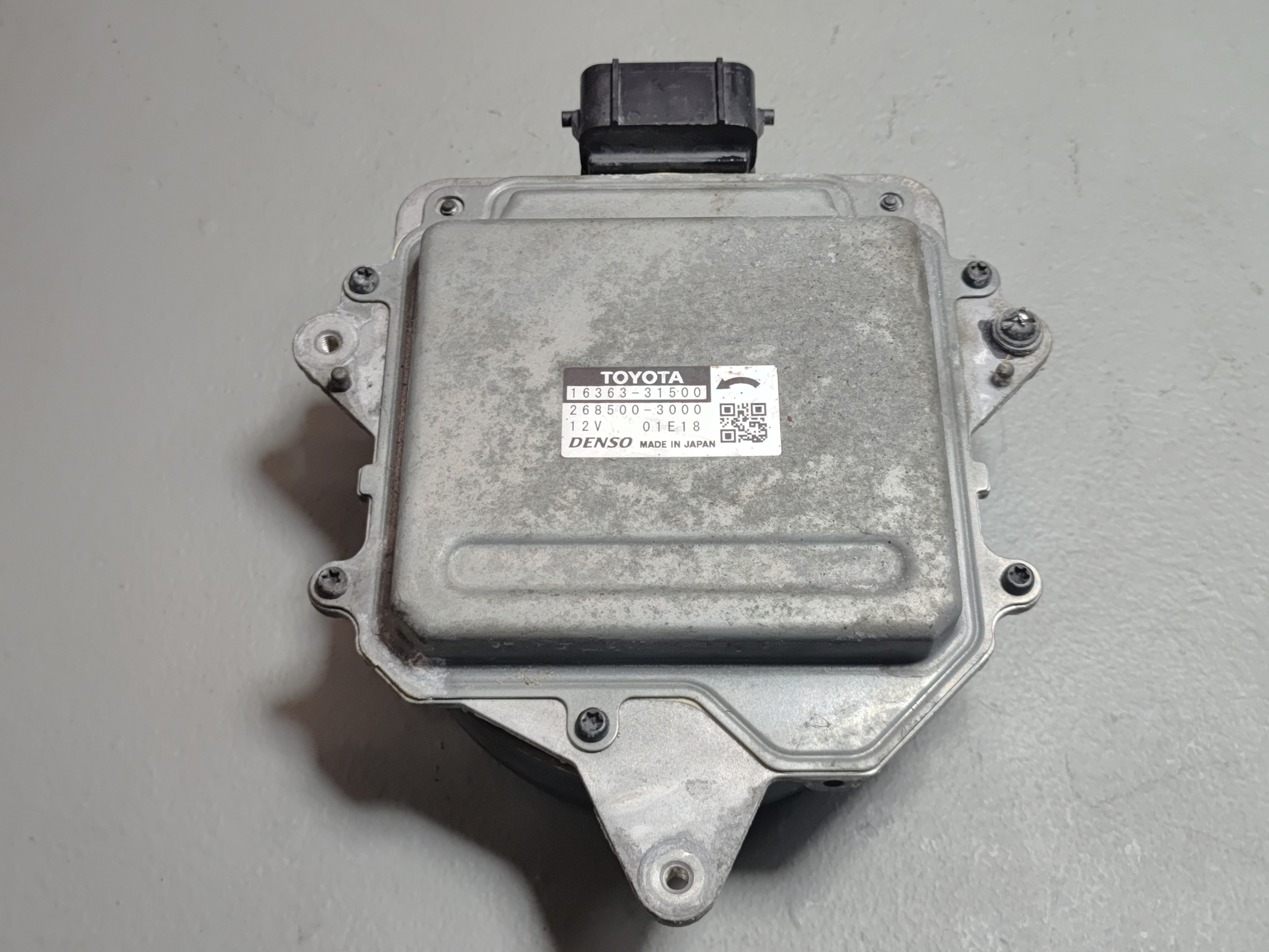 2019-2022 Toyota RAV4 Hybrid Engine Radiator Cooling Fan Motor OEM