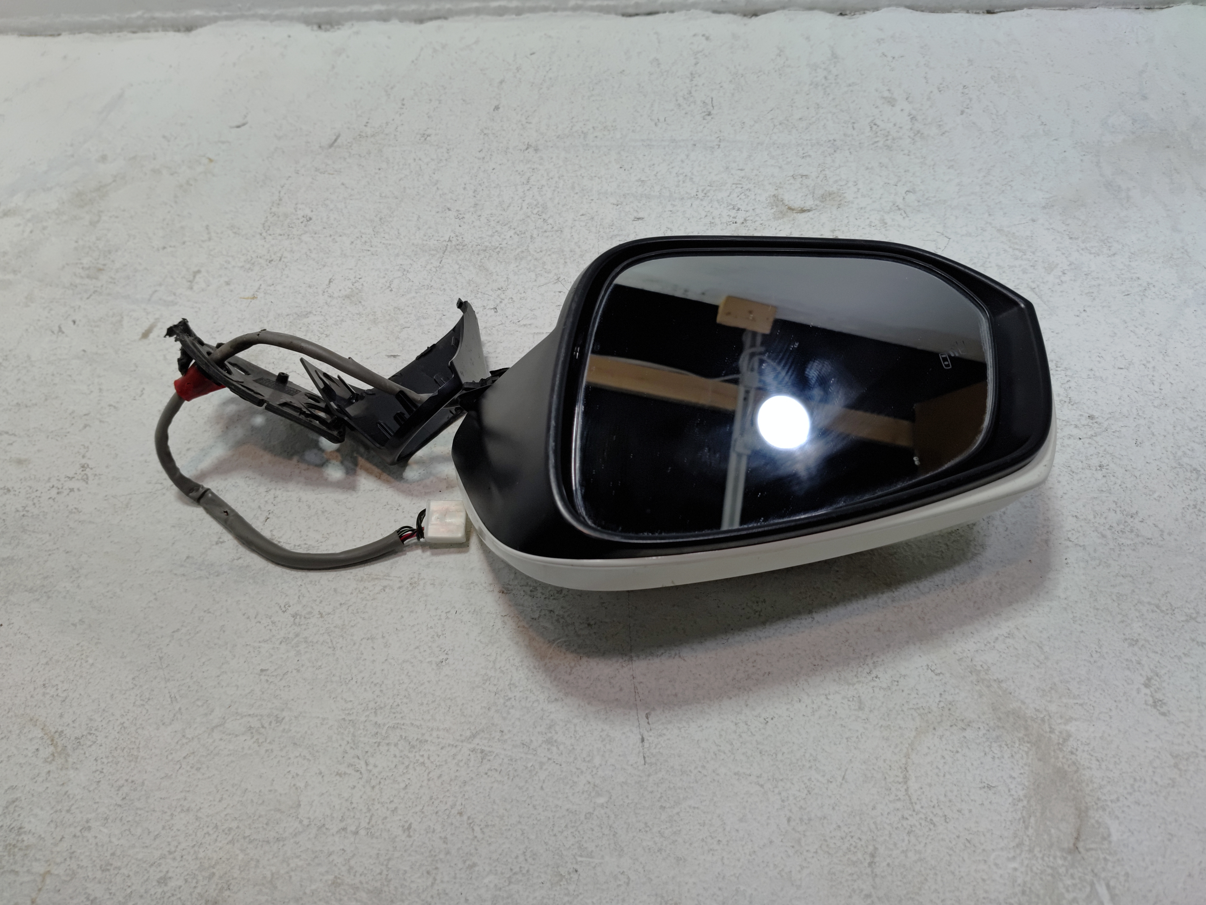 DEFECT 2019-2024 Toyota RAV4 Left Driver Door Outer Side View Mirror *040* OEM
