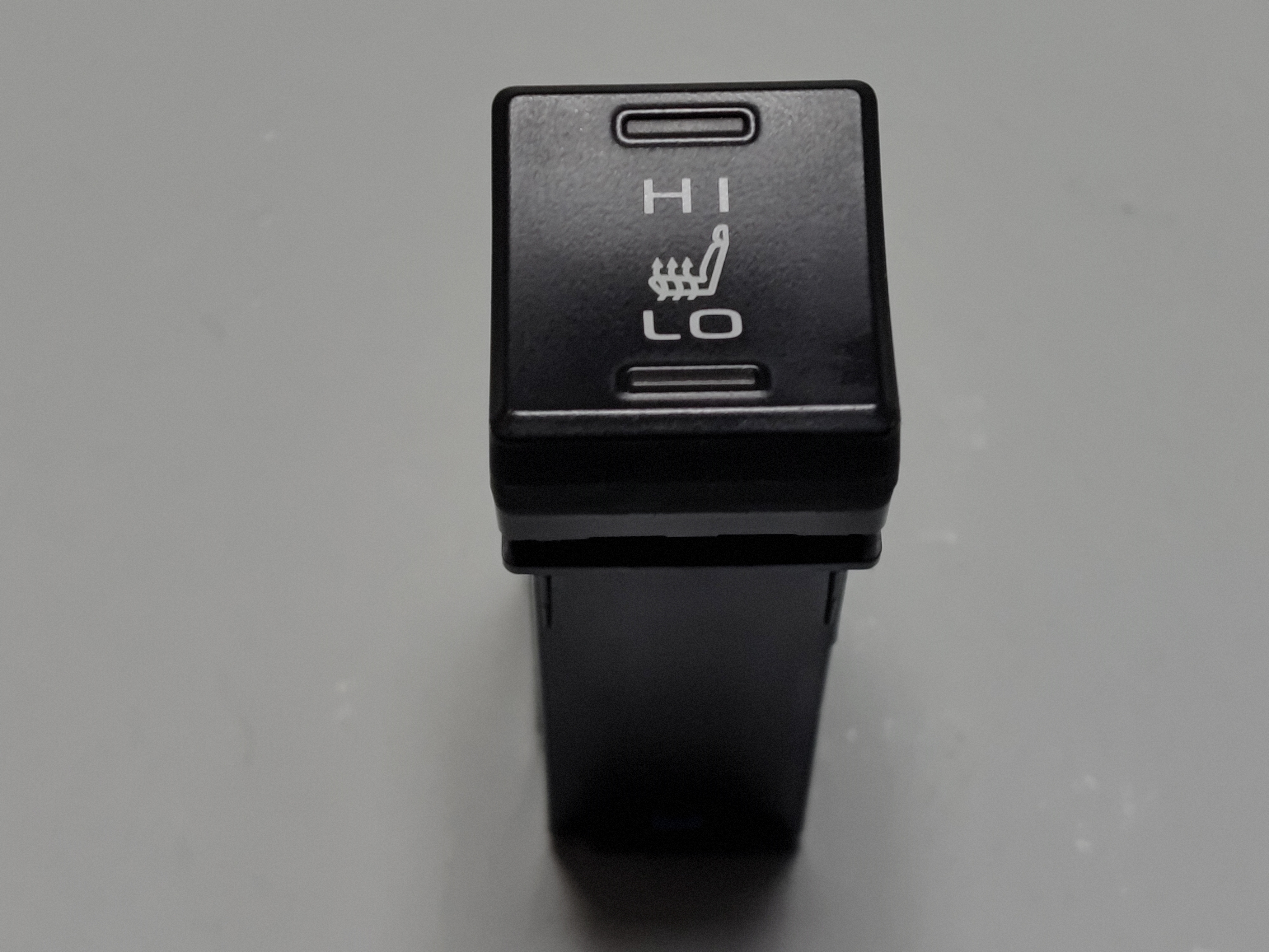 2019 - 2023 TOYOTA RAV4 FRONT DRIVER SIDE HEAT HEATED SEAT CONTROL SWITCH OEM